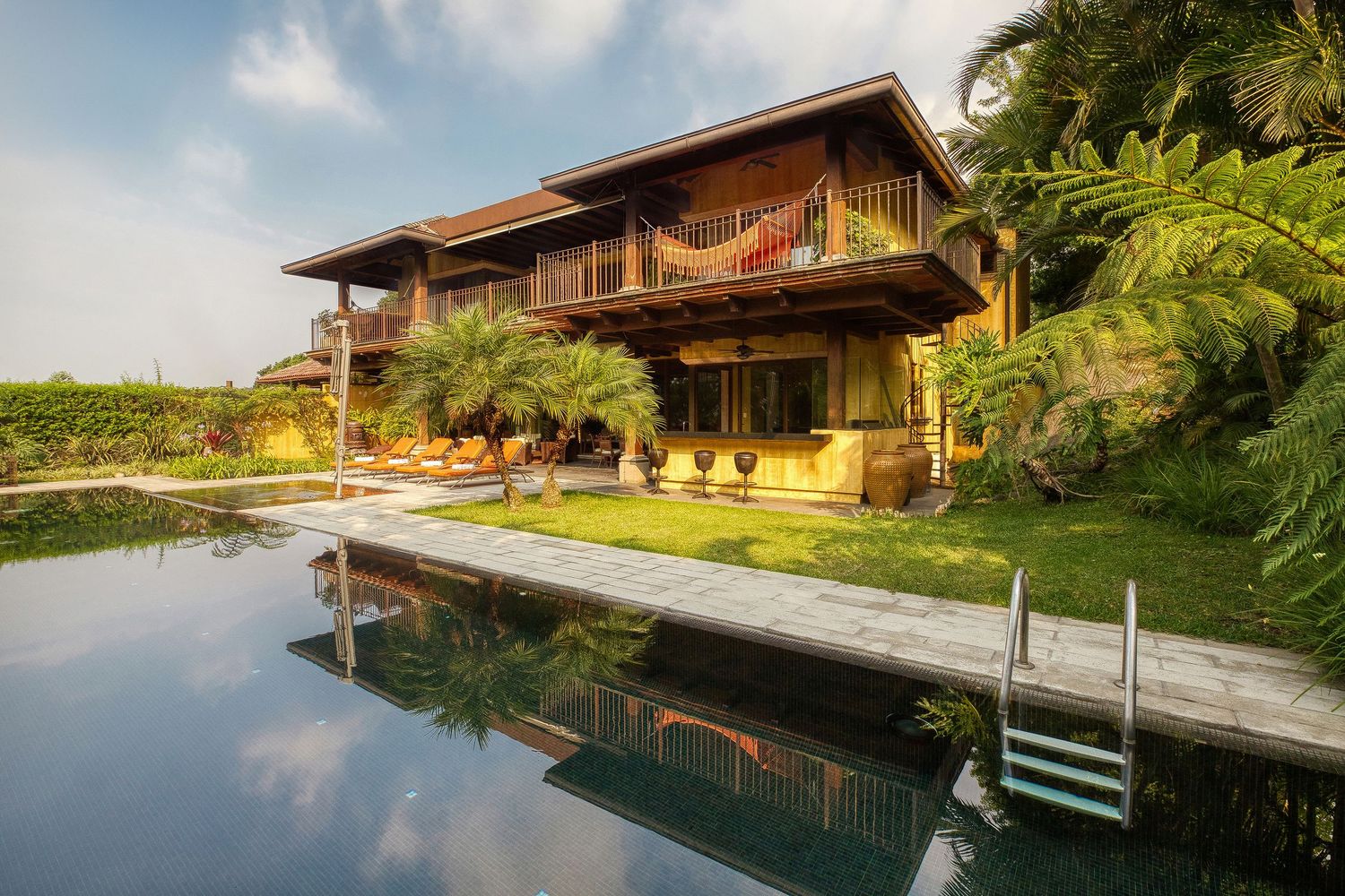 Fotografía y video de arquitectura en Guatemala para arquitectos, experiencia, airbnb, diseño de interiores y mobiliario.