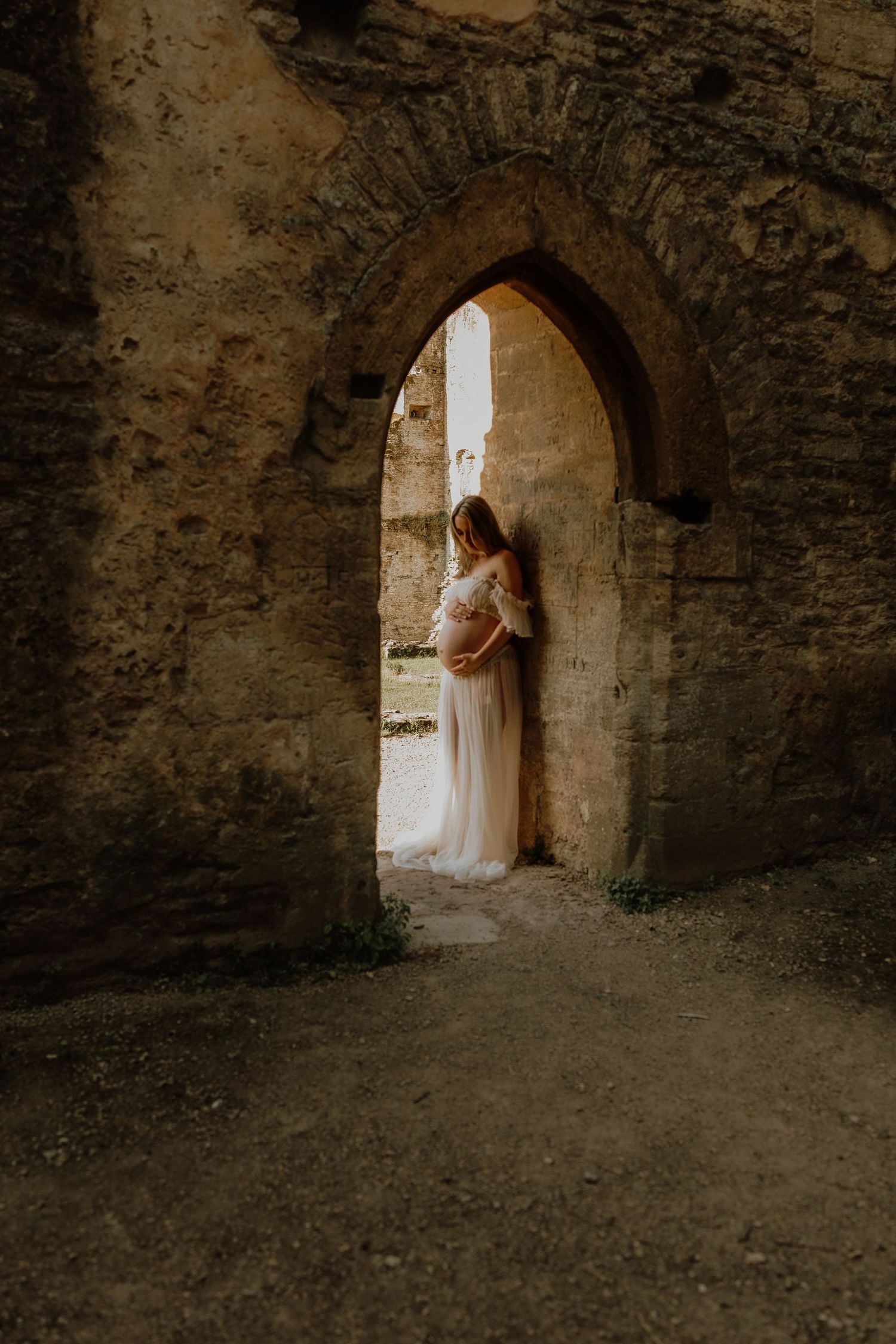 Oxfordshire maternity photographer