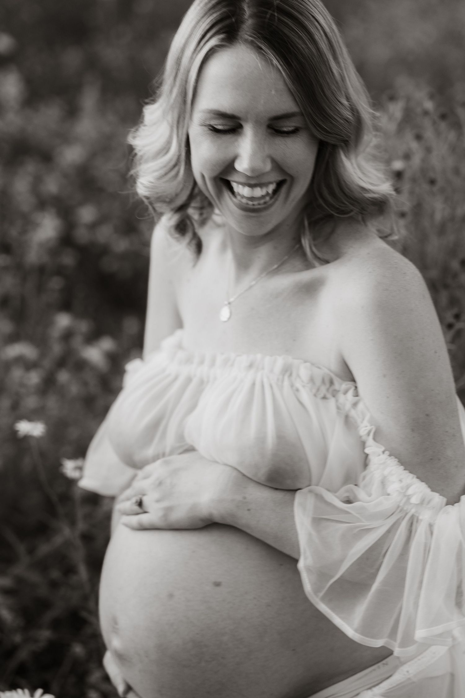 Oxfordshire maternity photographer