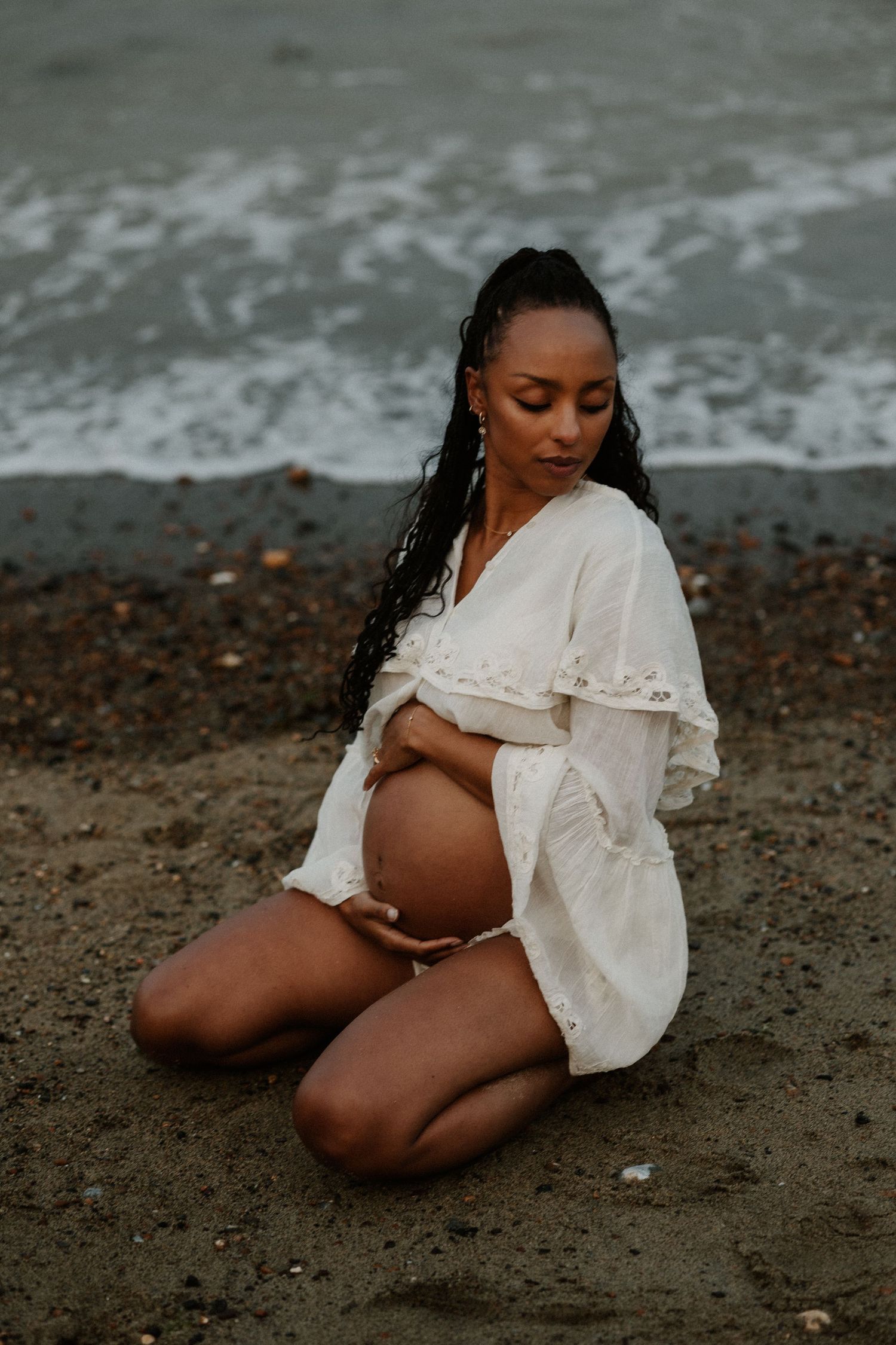 Oxfordshire maternity photographer