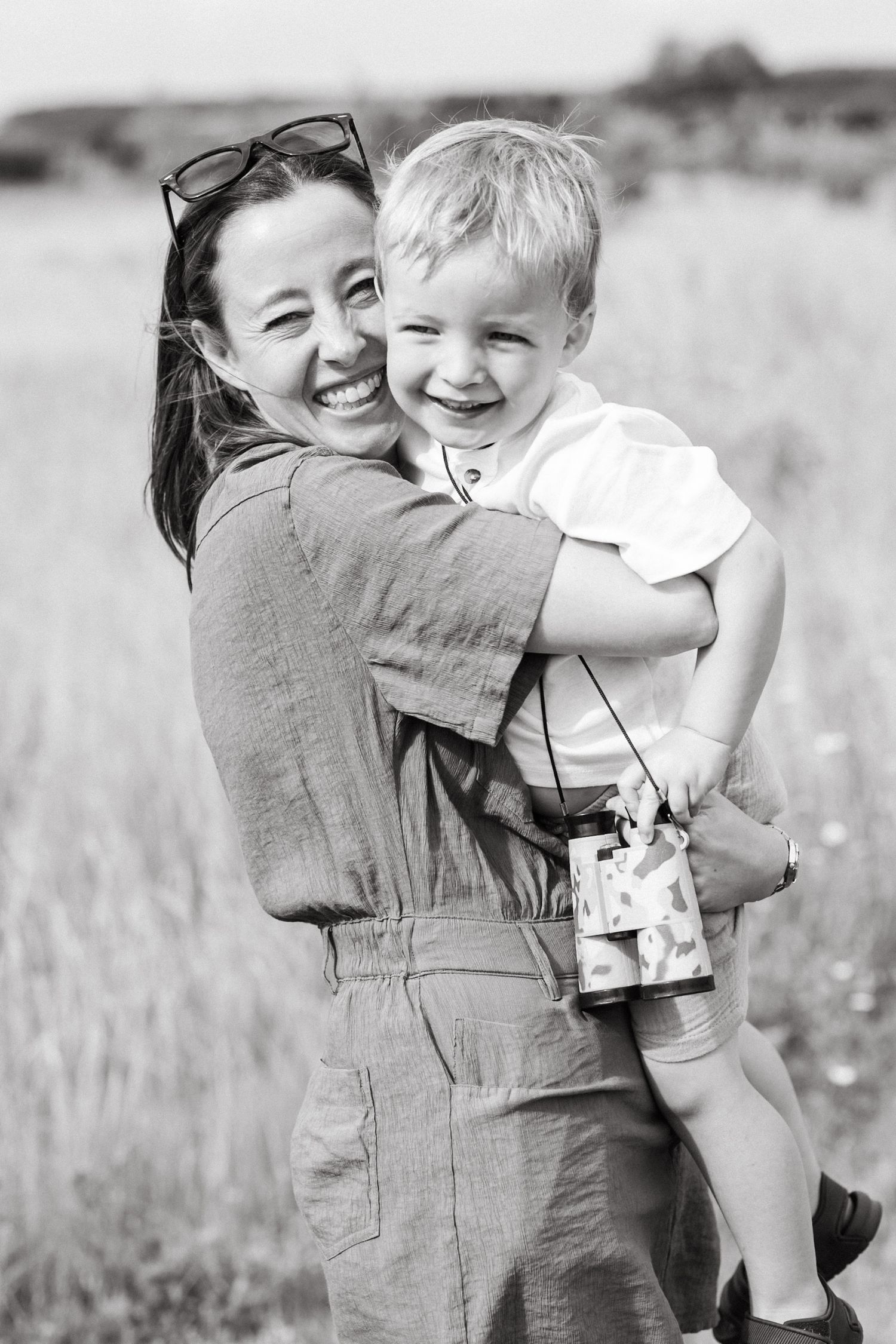 Motherhood photographer in Oxfordshire