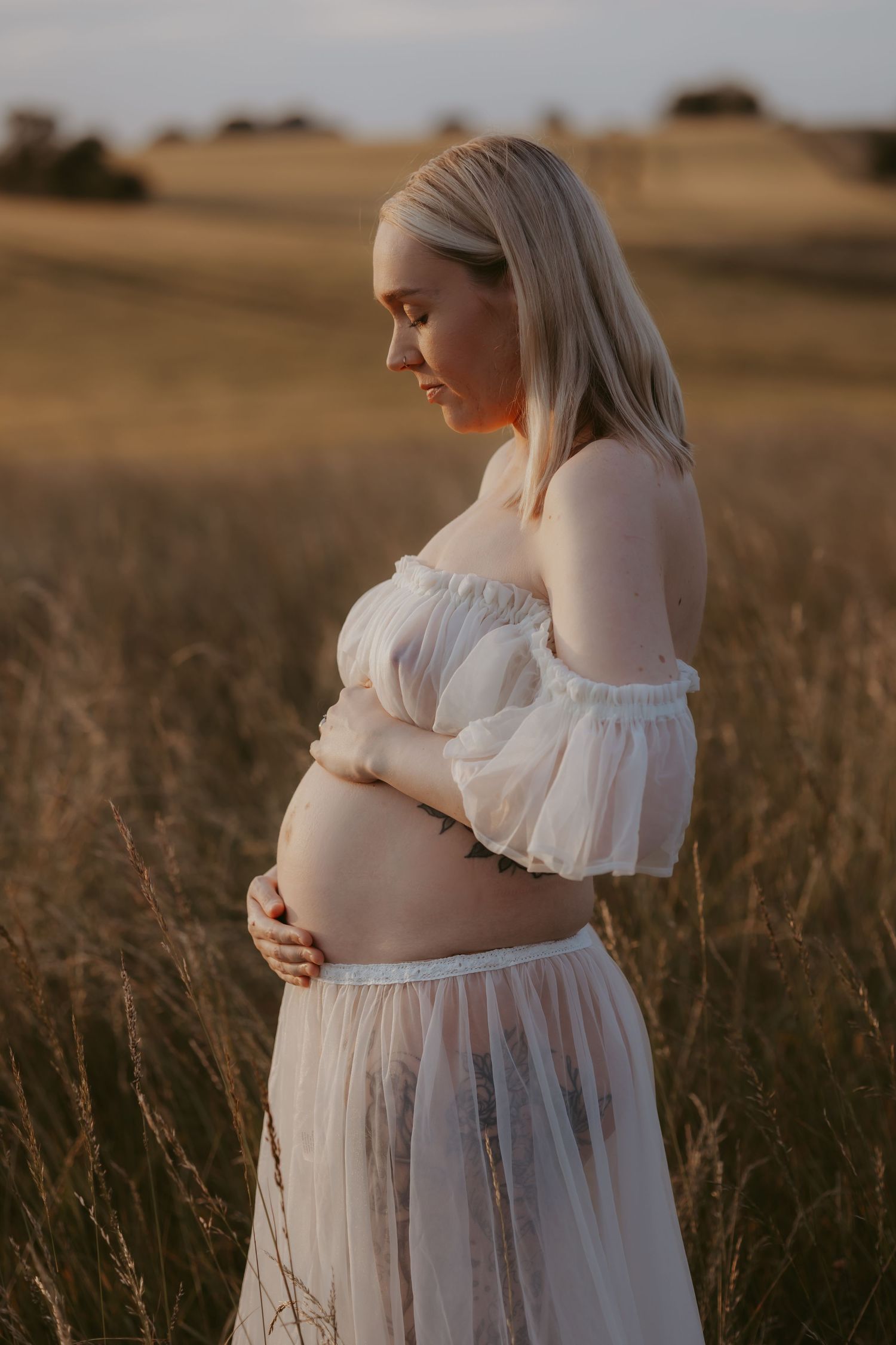 Oxfordshire maternity photographer