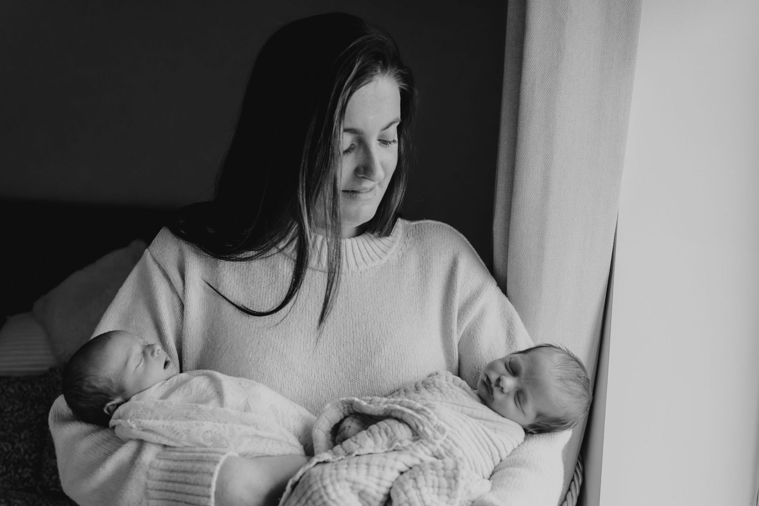 Oxfordshire newborn twins photographer