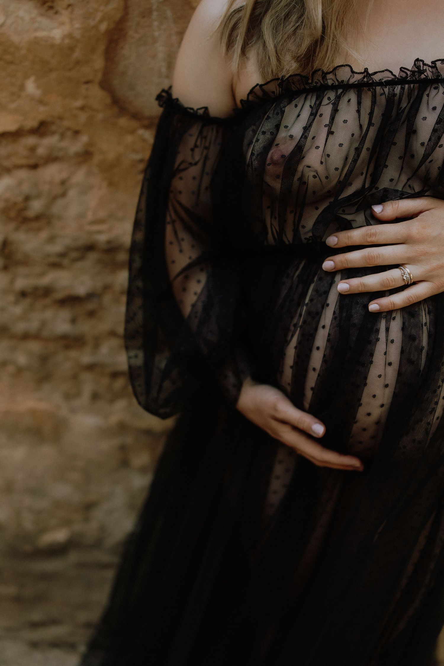 Oxfordshire maternity photographer