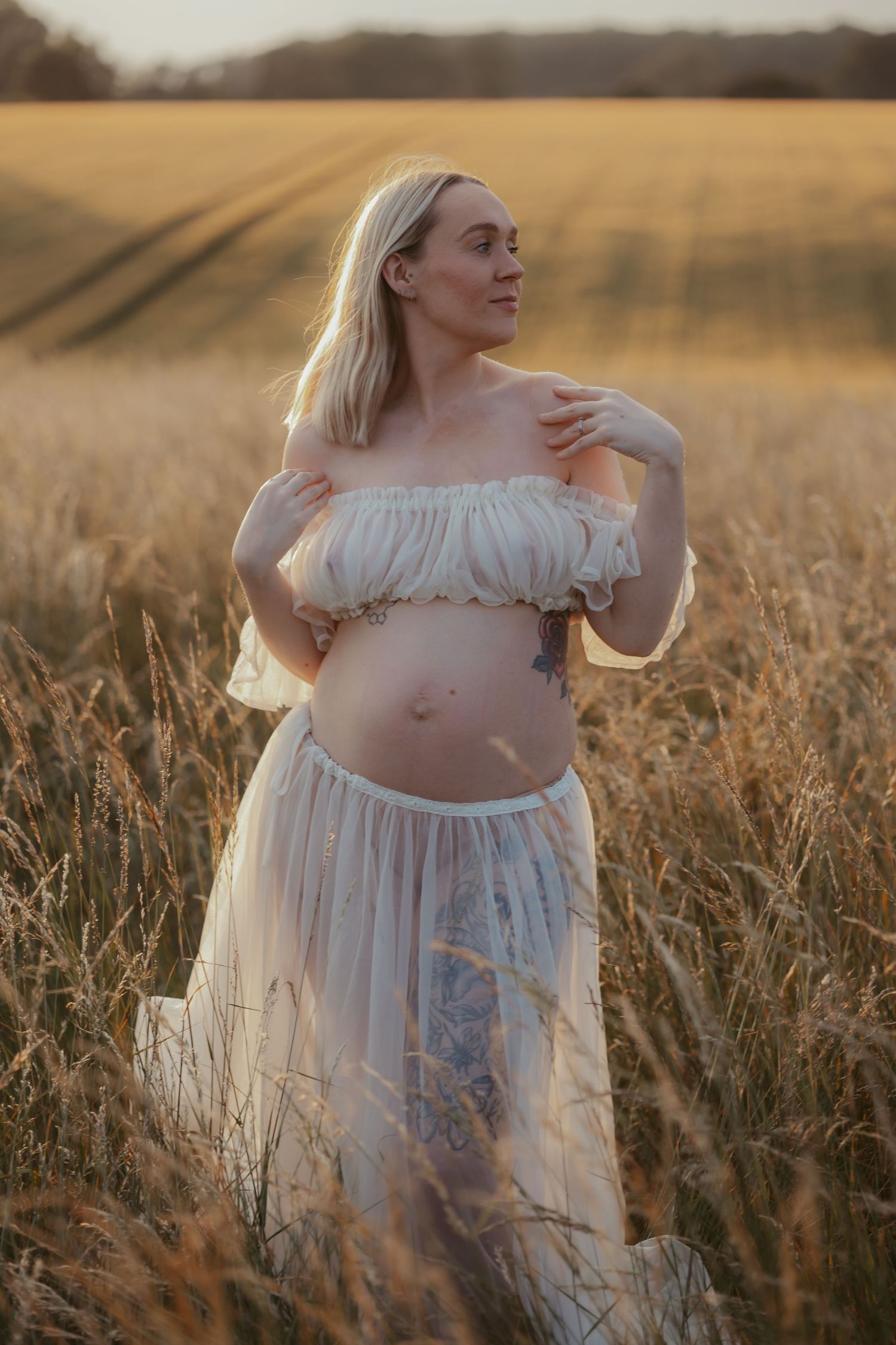 Oxfordshire maternity photographer