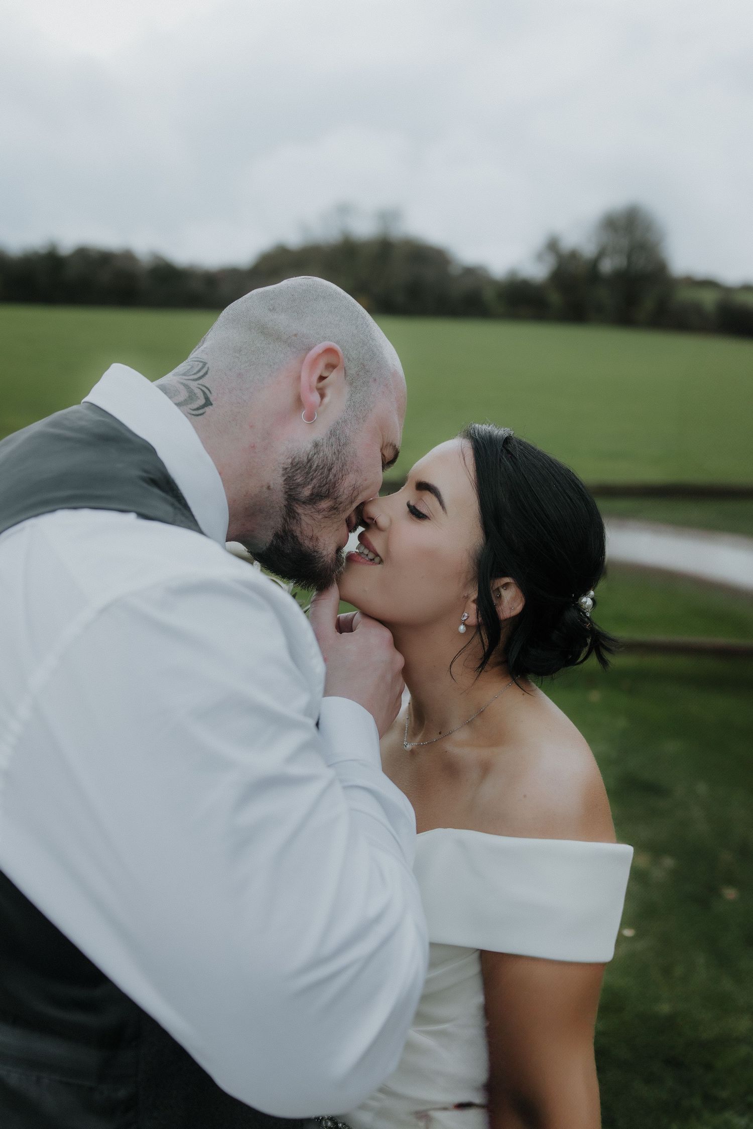 Oxfordshire wedding photographer