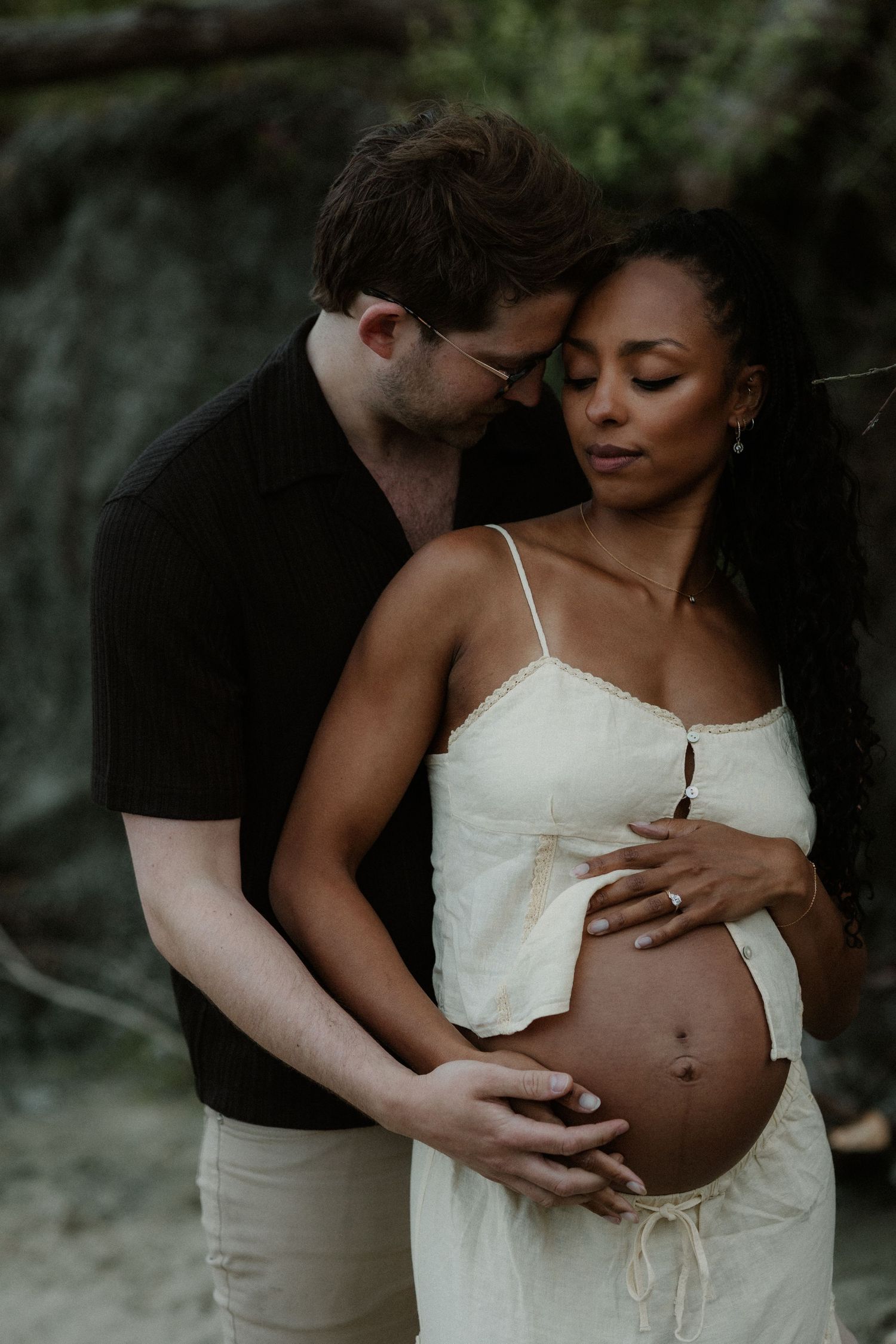Oxfordshire maternity photographer