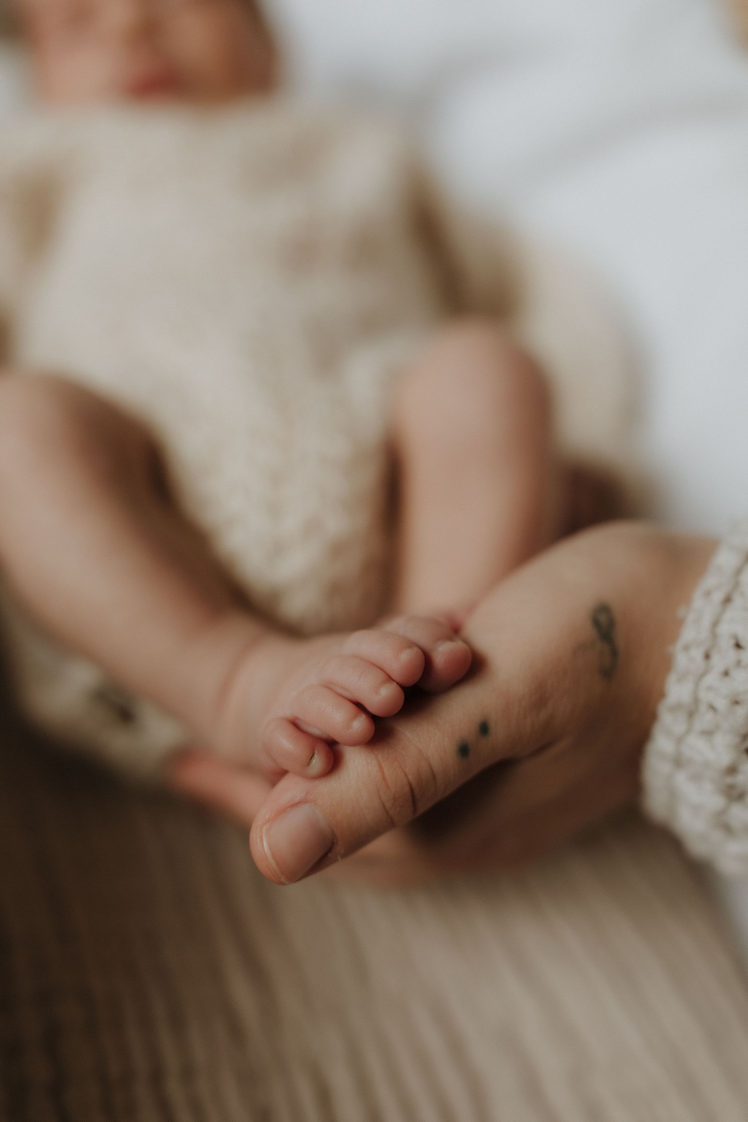 Oxfordshire newborn photoshoot