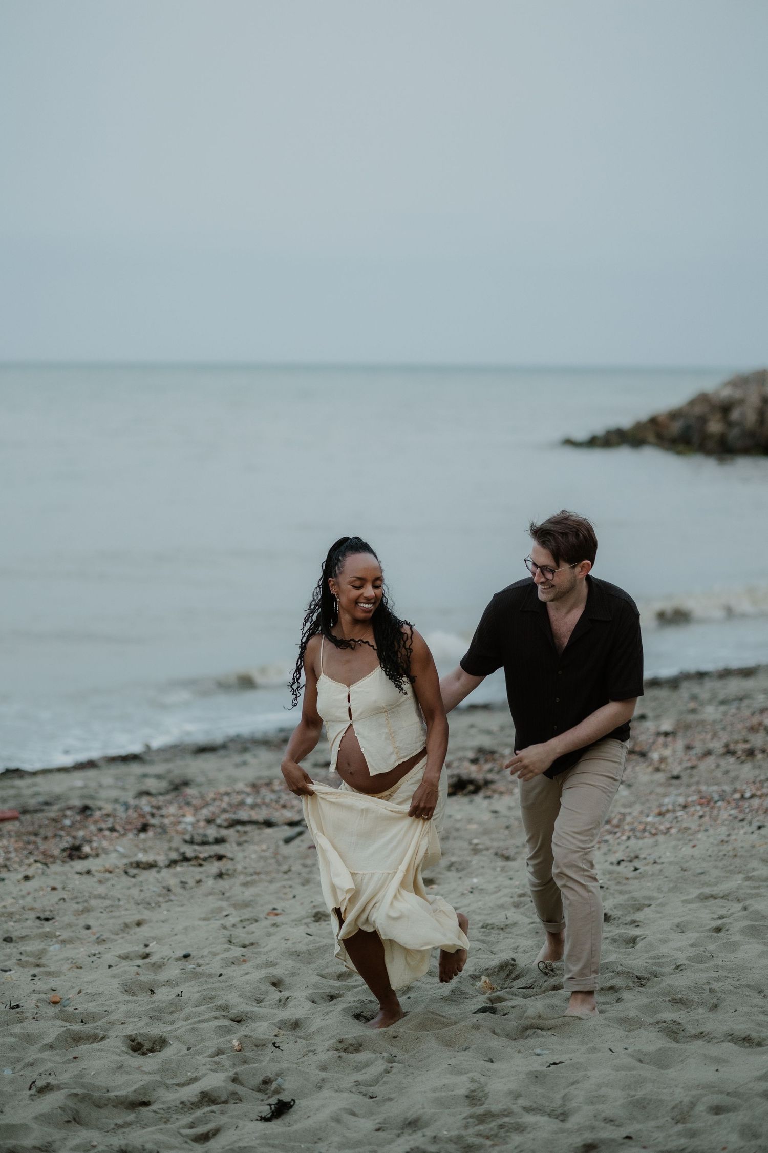 Oxfordshire maternity photographer