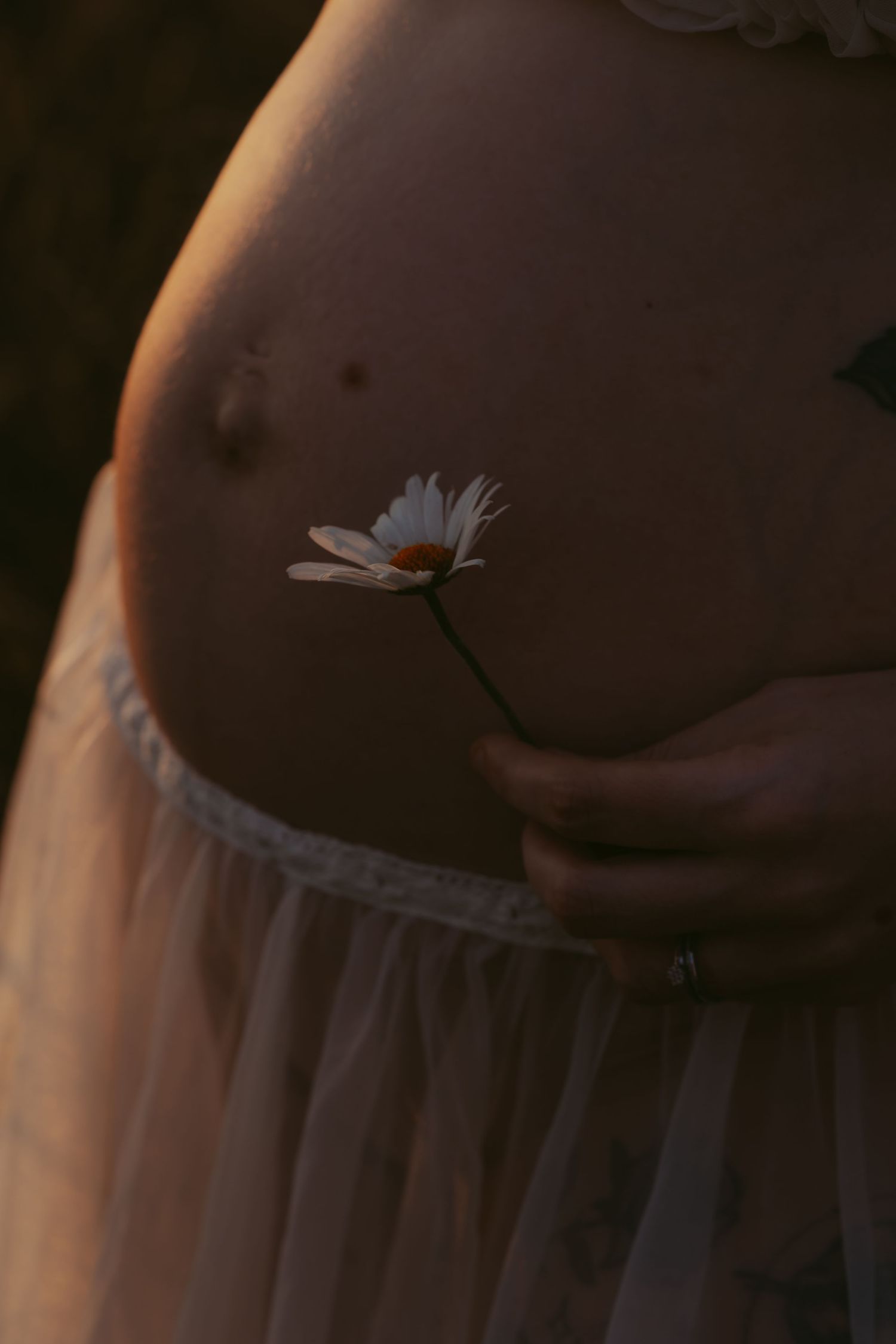 Oxfordshire maternity photographer