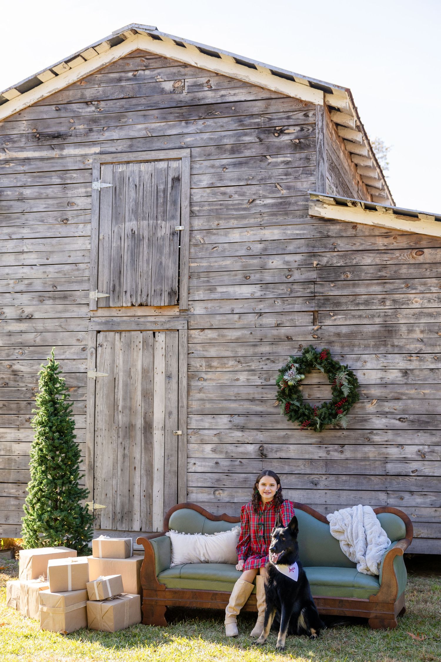 Christmas portraits Clayton, NC mini sessions booking for 2026.