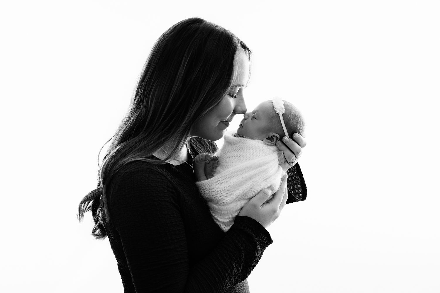 pricing for newborn photoshoot and maternity photography in kansas city. studio maternity session. studio newborn sessions.