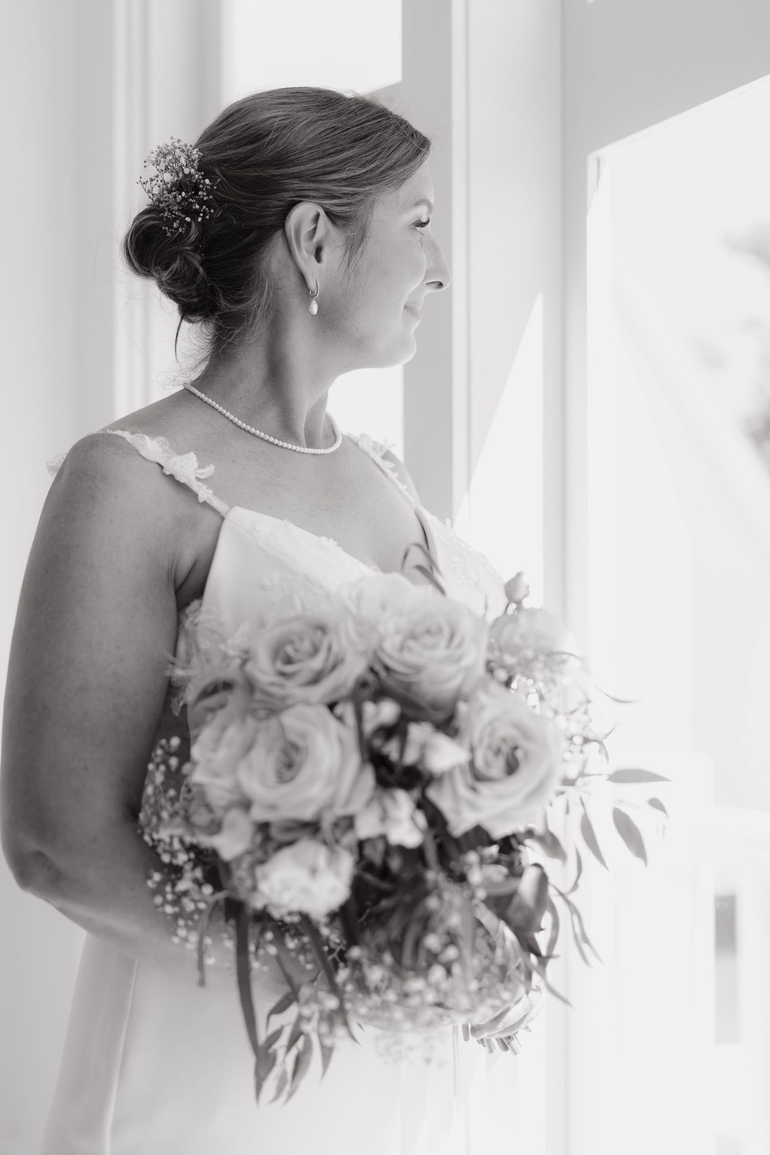 Tasmania wedding photographer capturing honest, soulful, and romantic elopement moments across stunning landscapes. Kin & Sol Photography