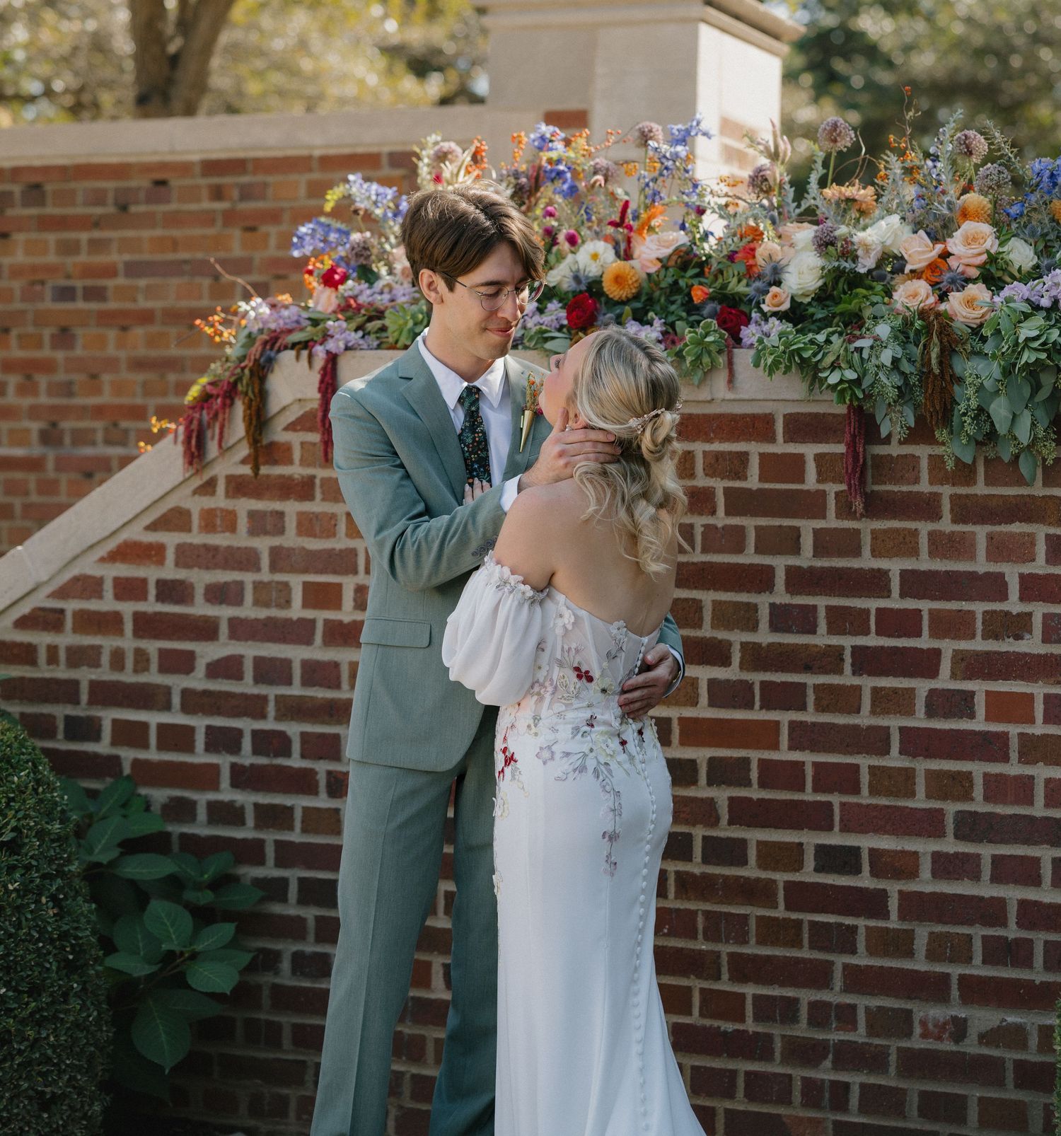 Rollins Mansion Wedding #desmoines #iowa #ankenyiowa #weddings