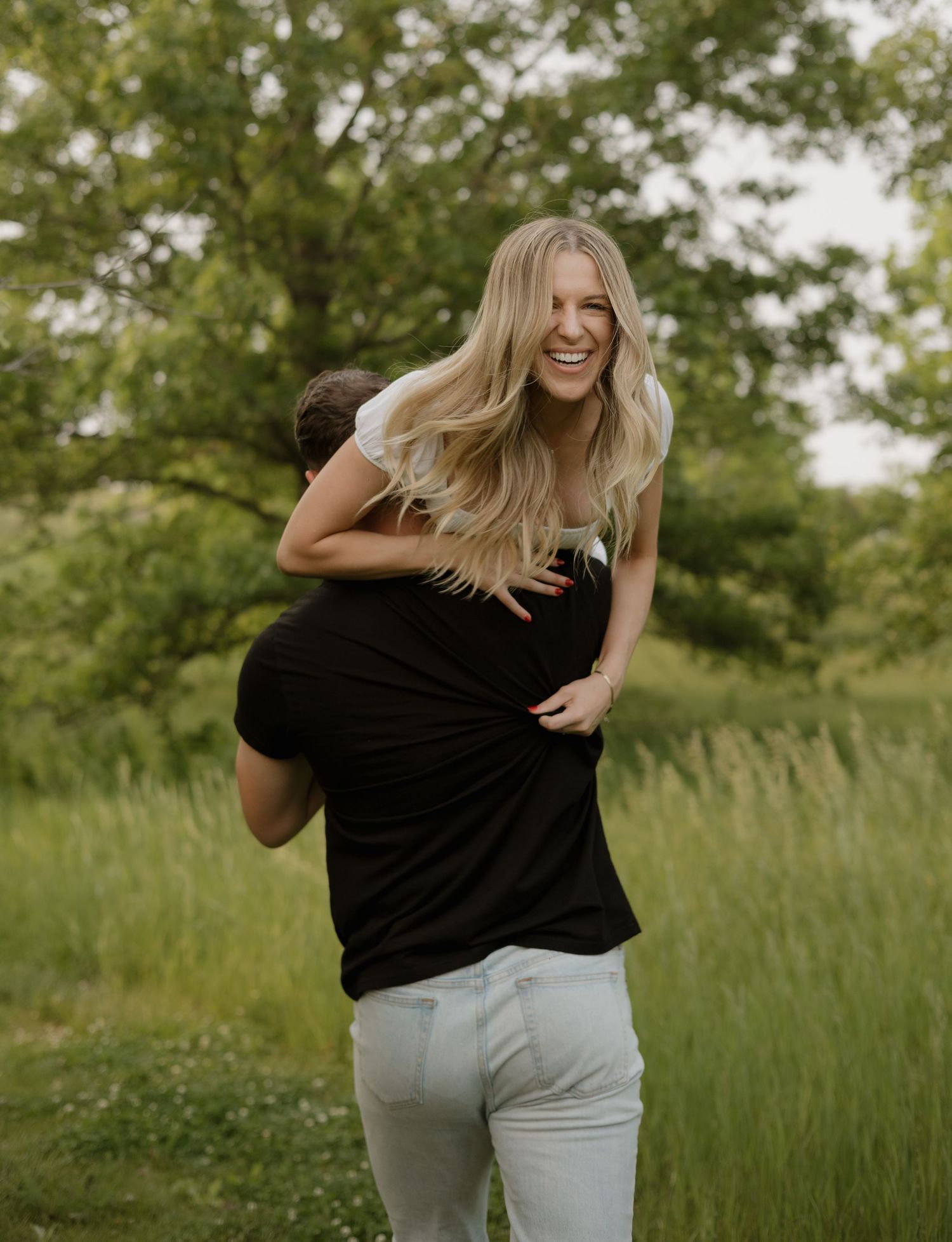 Midwest couple outdoors #couples #Desmoines #desmoines #ankeny #iowa #Iowa #midwest