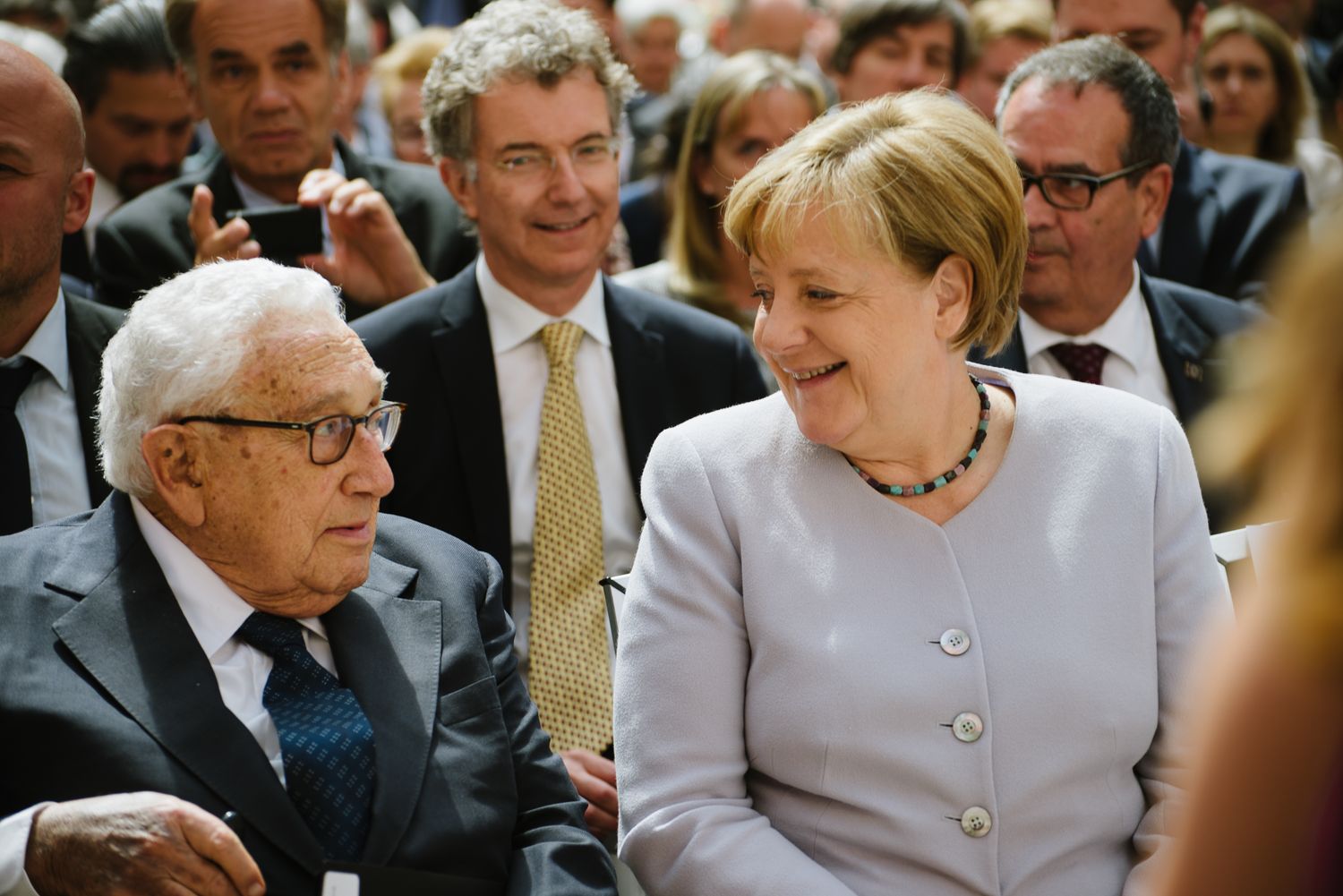 Kissinger und Merkel