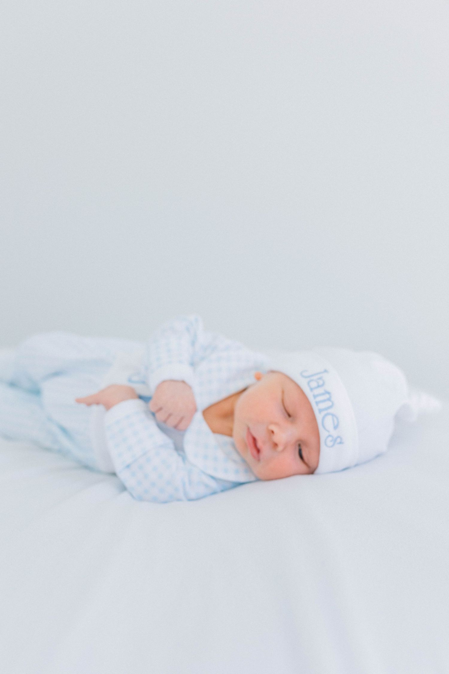 newborn baby natural light