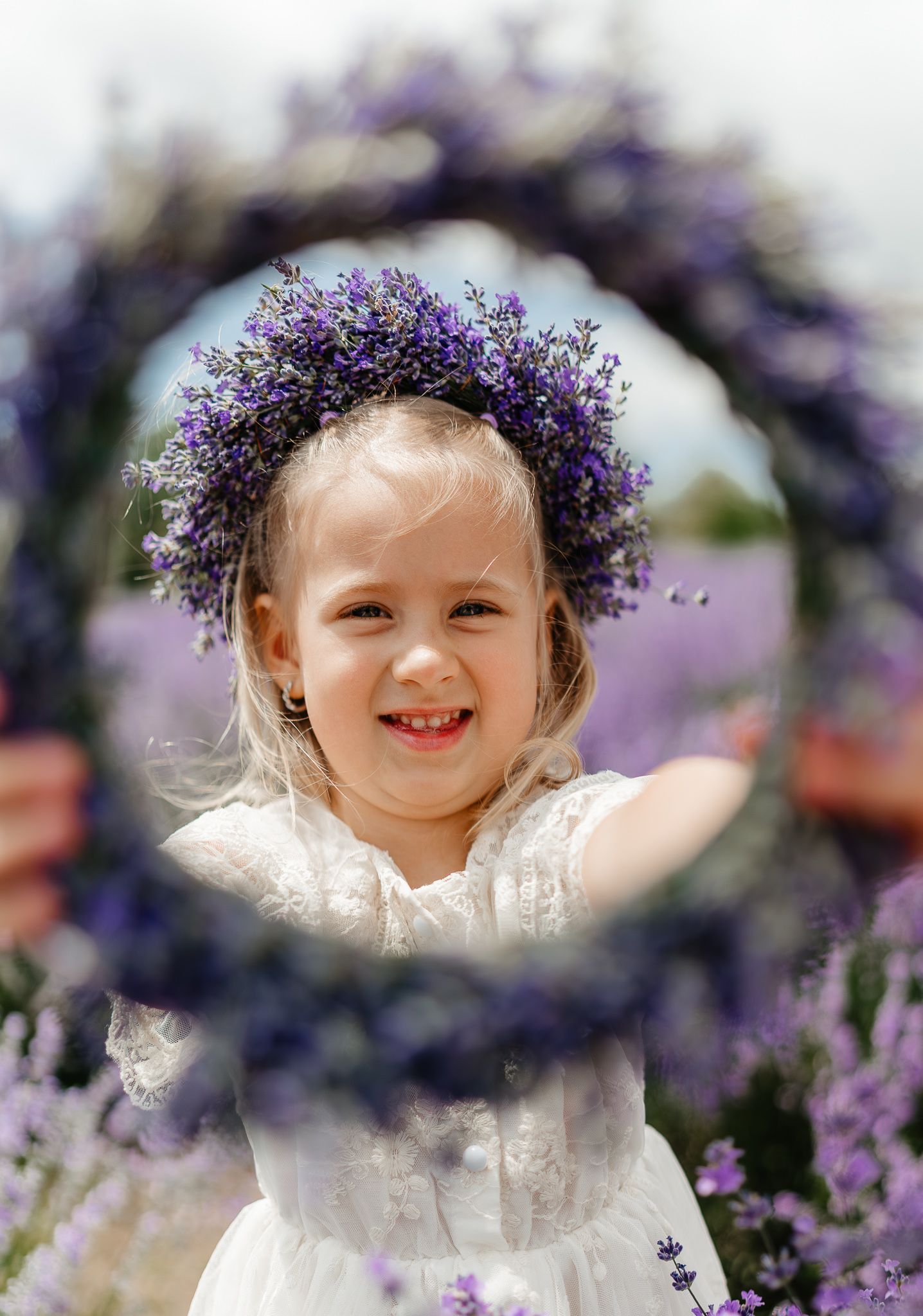 Lavanda din Suceava, Ipotești. Momente speciale alături de familie. Portret