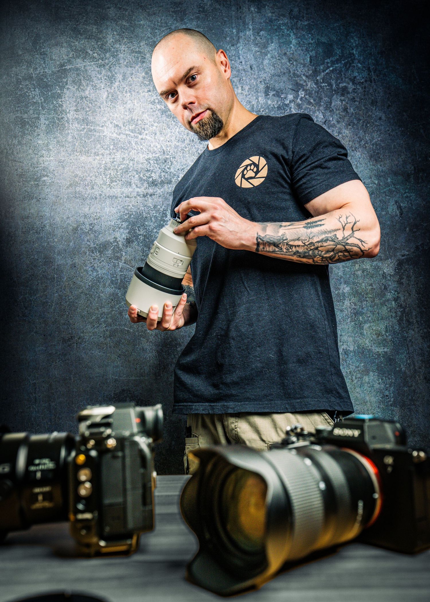 Fine art pet photographer Brian Farrelly of Dog Days Pet Photography with his camera.