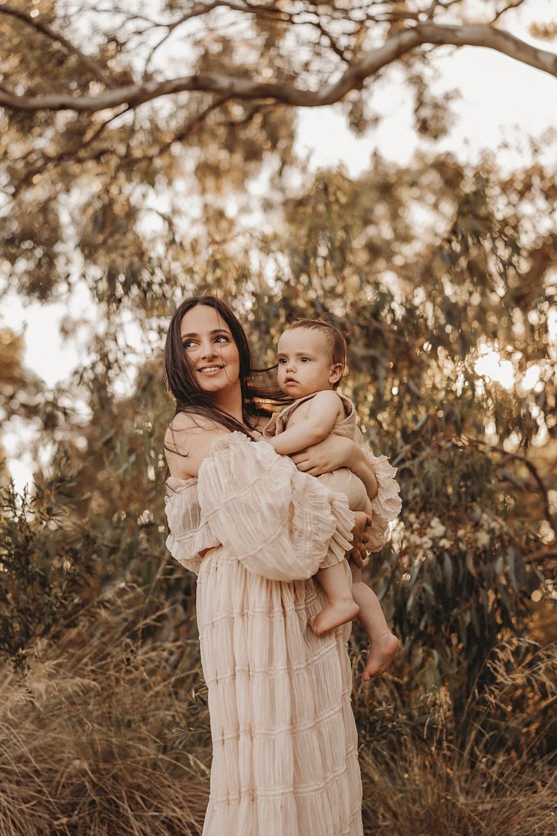 motherhood session geelong photographer armstrong creek