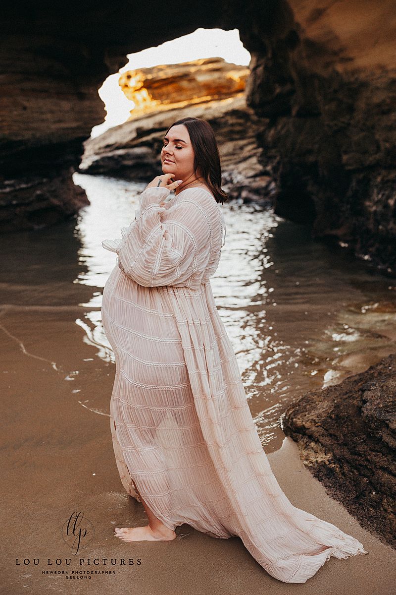 Geelong Maternity photographer, Geelong newborn photographer, newborn photographer Geelong, maternity photographer Geelong Armstrong creek