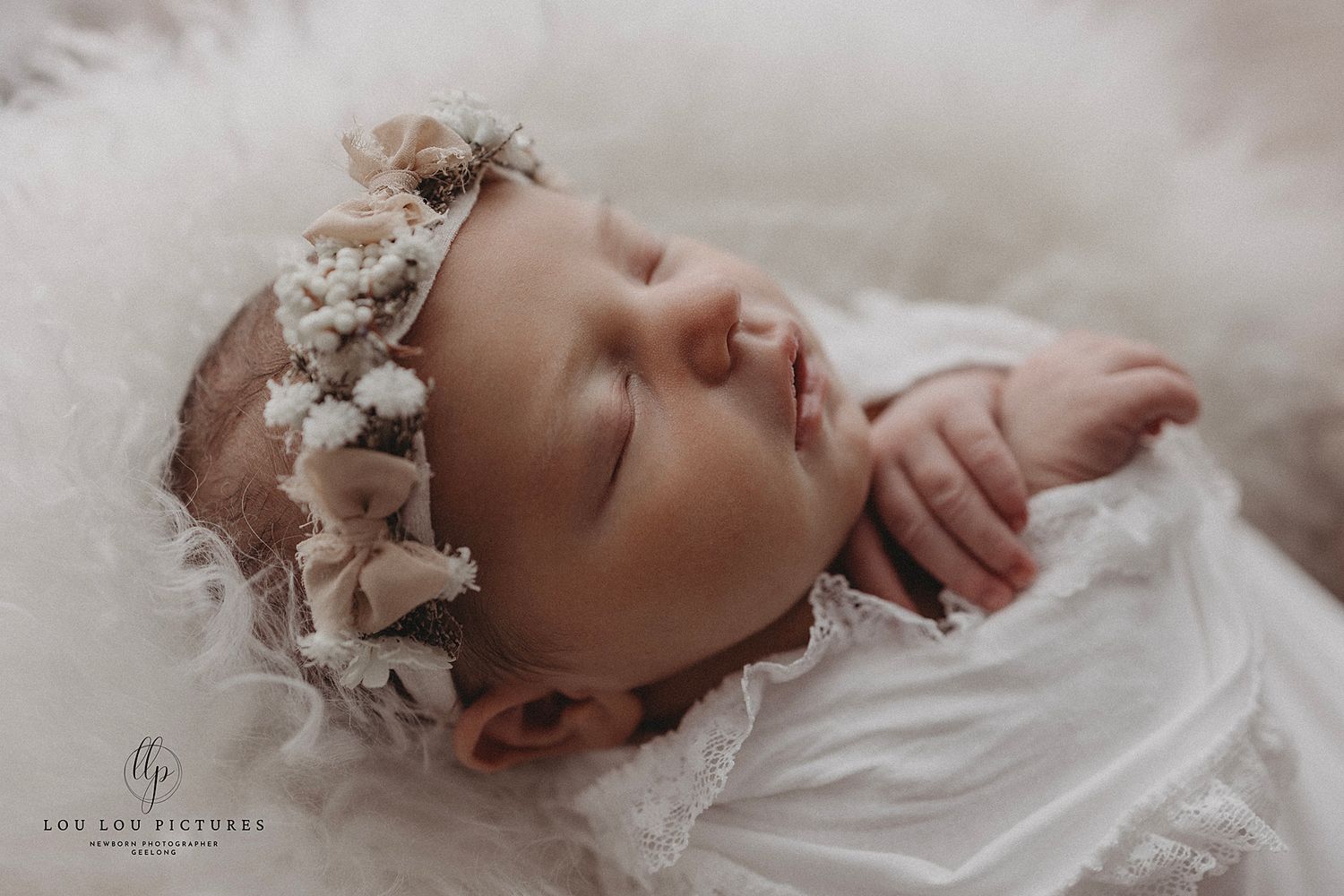 Geelong newborn photographer, newborn photography Geelong, Geelong Victoria Newborn photographer, best Geelong newborn photographer