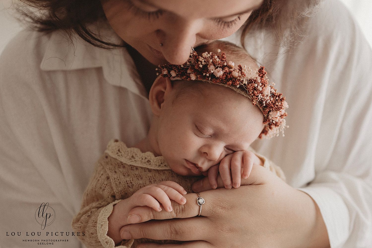 Geelong newborn photographer, newborn photography Geelong, Geelong Victoria Newborn photographer, best Geelong newborn photographer