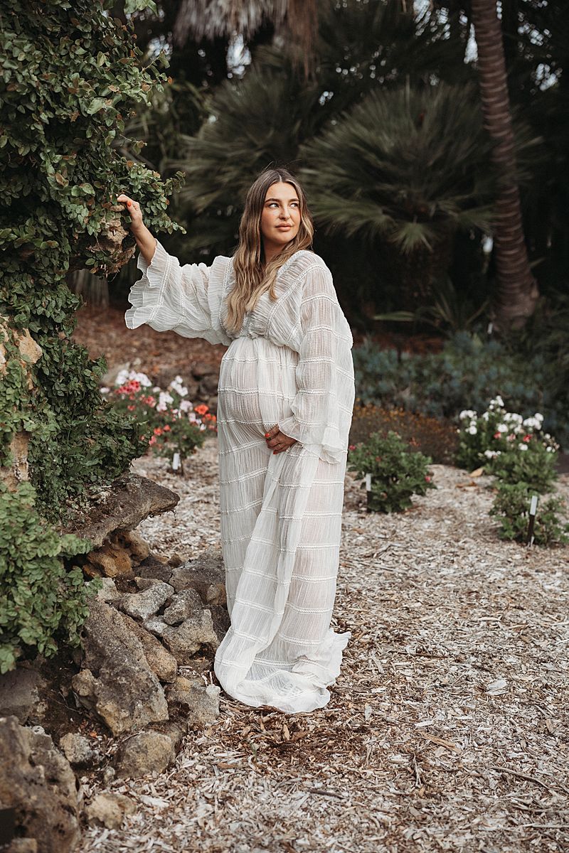 geelong maternity and newborn photographer botanic gardens photoshoot maternity boho dress