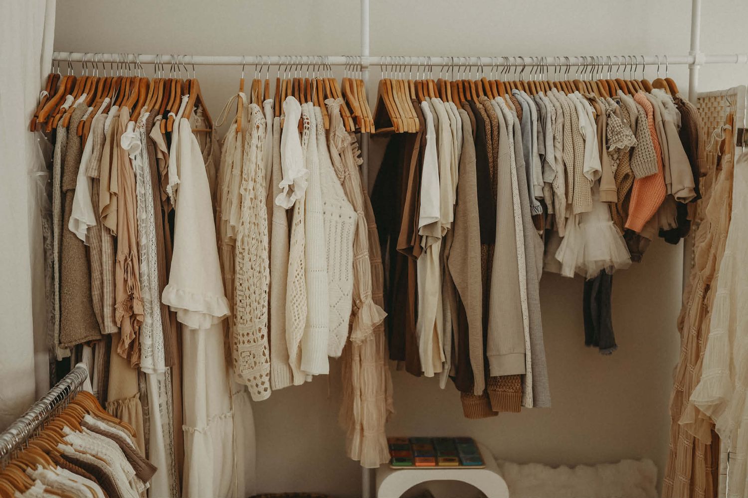 client wardrobe for mums dads kids and babies in Geelong photography studio
