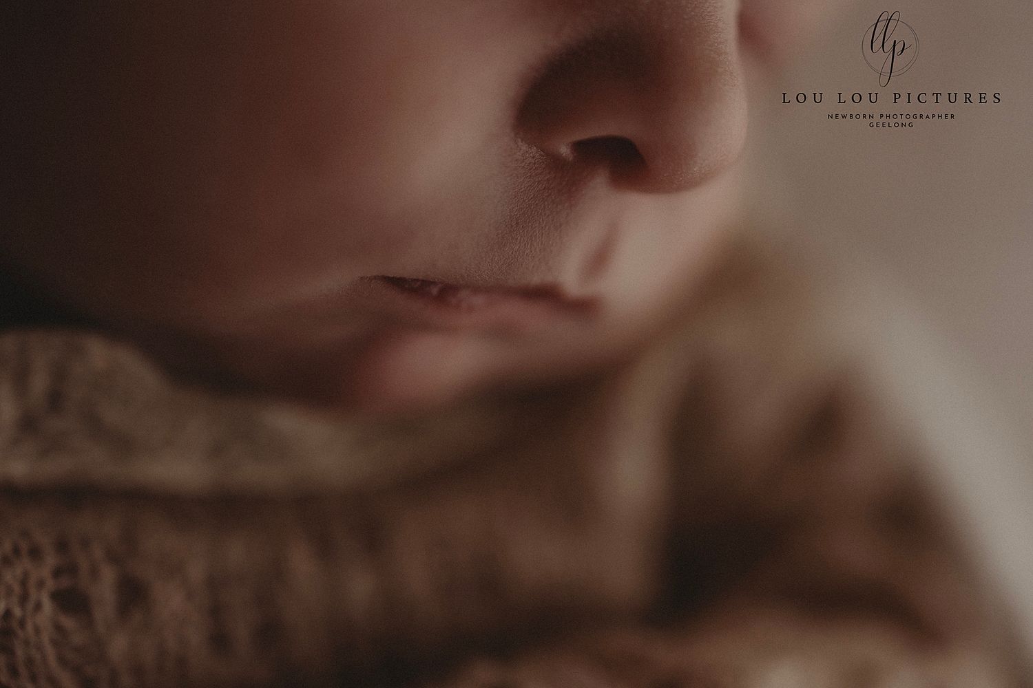 Geelong Maternity photographer, Geelong newborn photographer, newborn photographer Geelong, maternity photographer Geelong Armstrong creek