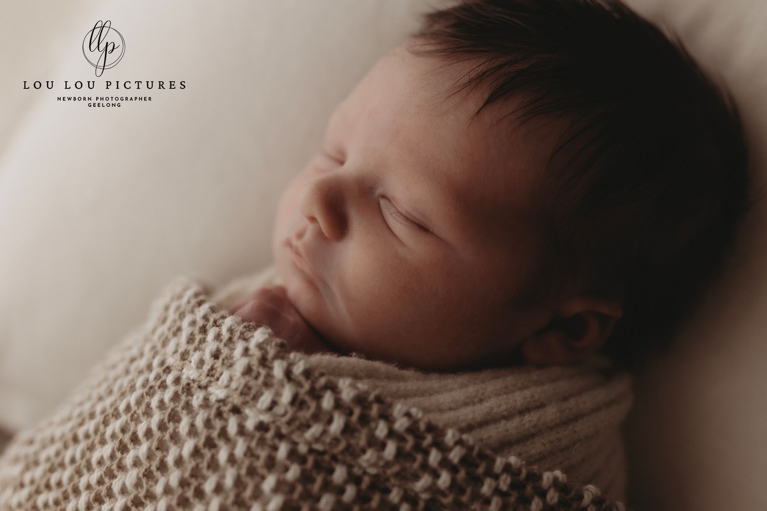 Geelong newborn photographer, newborn photography Geelong, Geelong Victoria Newborn photographer, best Geelong newborn photographer