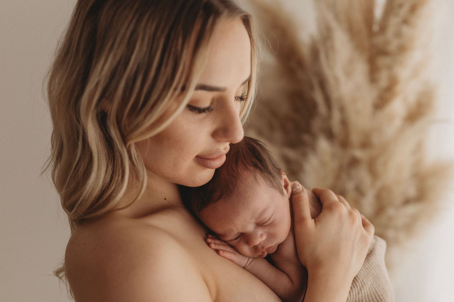 Geelong newborn photographer, newborn photography Geelong, Geelong Victoria Newborn photographer, best Geelong newborn photographer