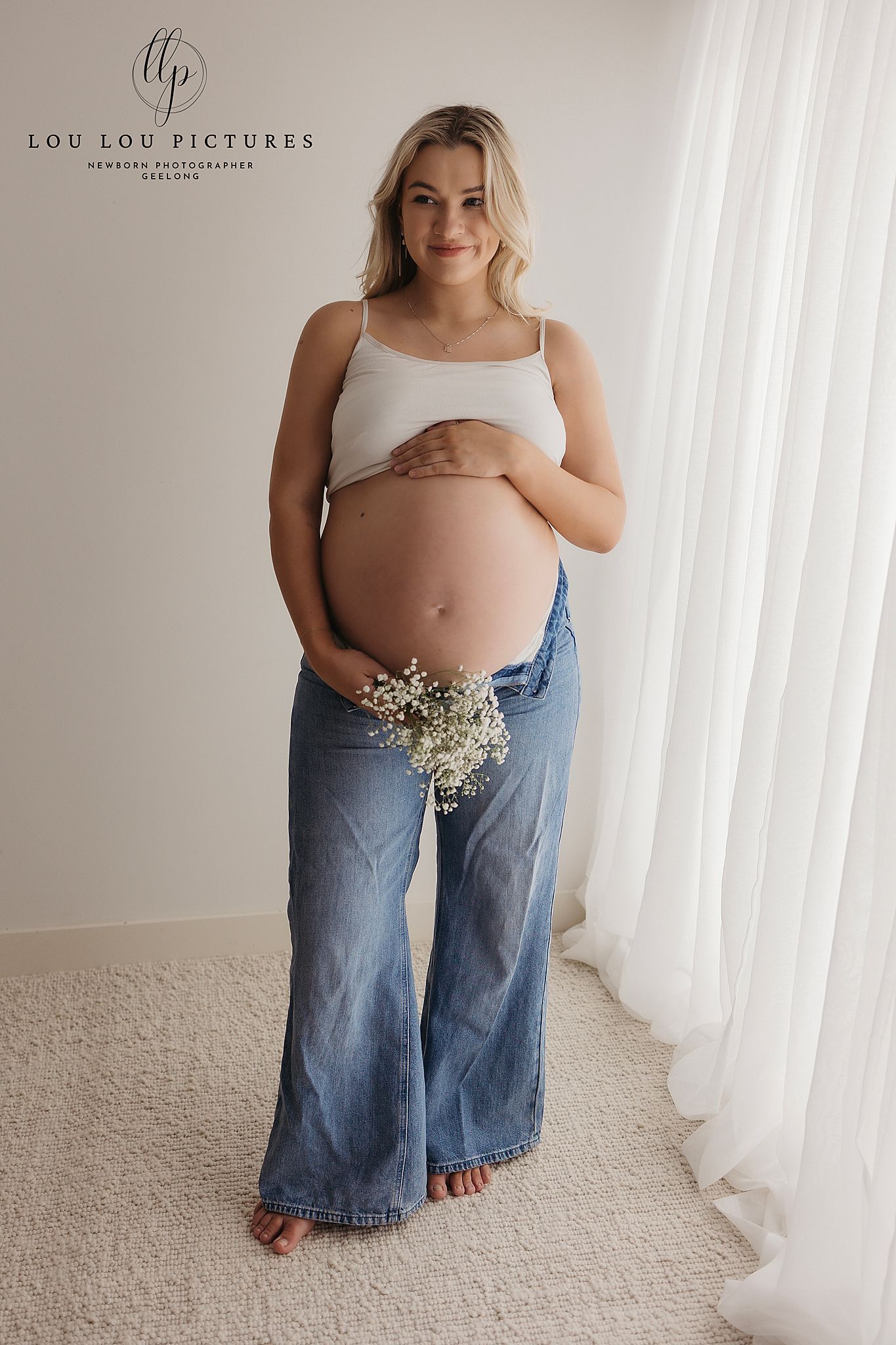Geelong Maternity photographer, Geelong newborn photographer, newborn photographer Geelong, maternity photographer Geelong Armstrong creek