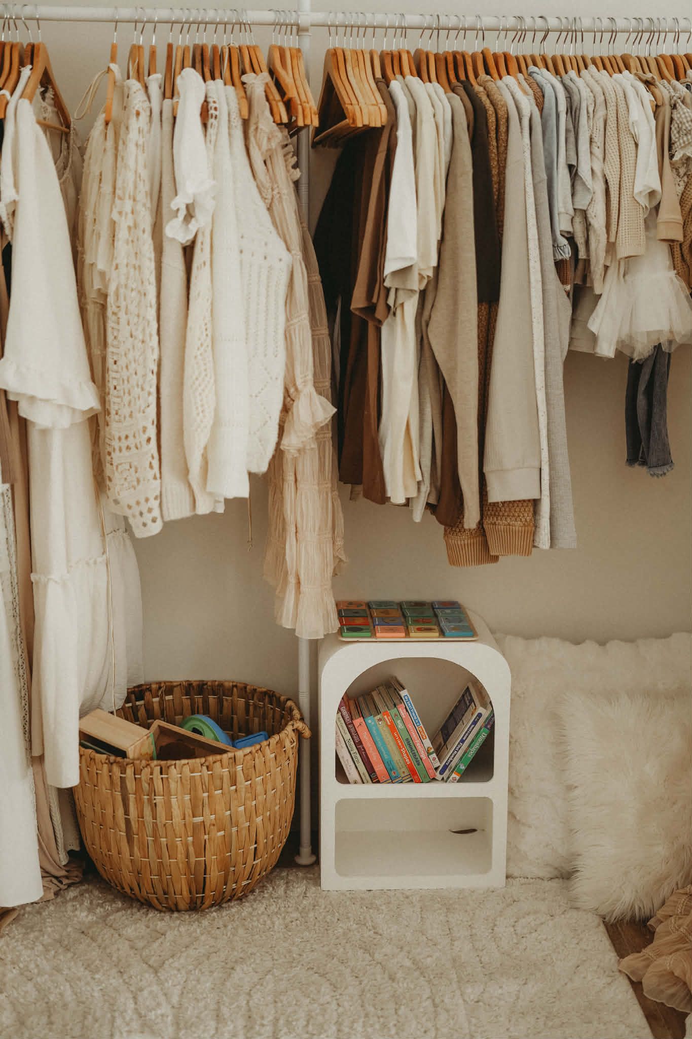 a quiet play space for your children while doing a photoshoot for baby