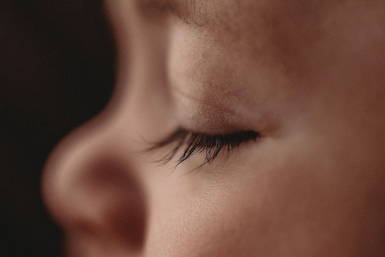 newborn baby details, macro eye lash shot geelong photographer