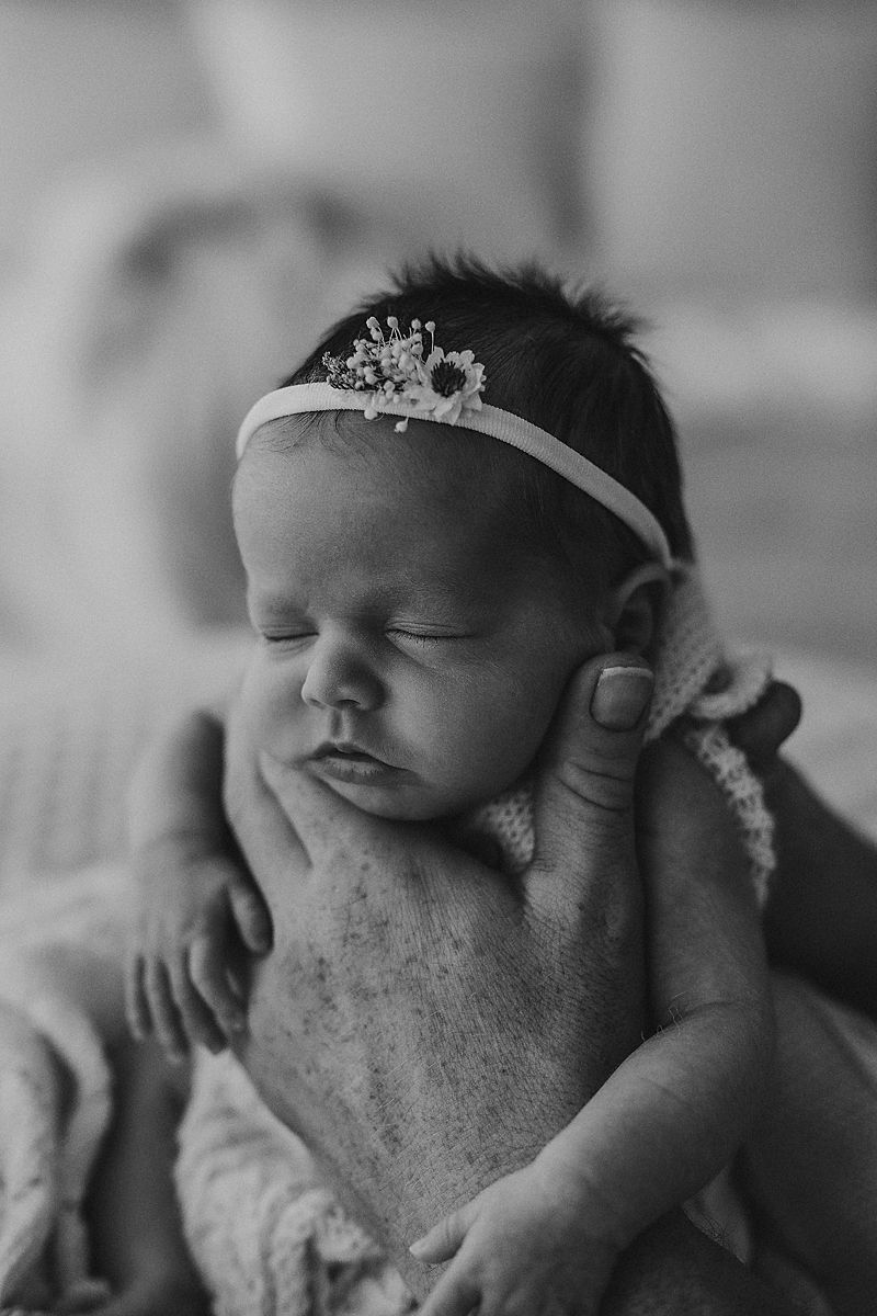 geelong newborn photographer safe baby posing