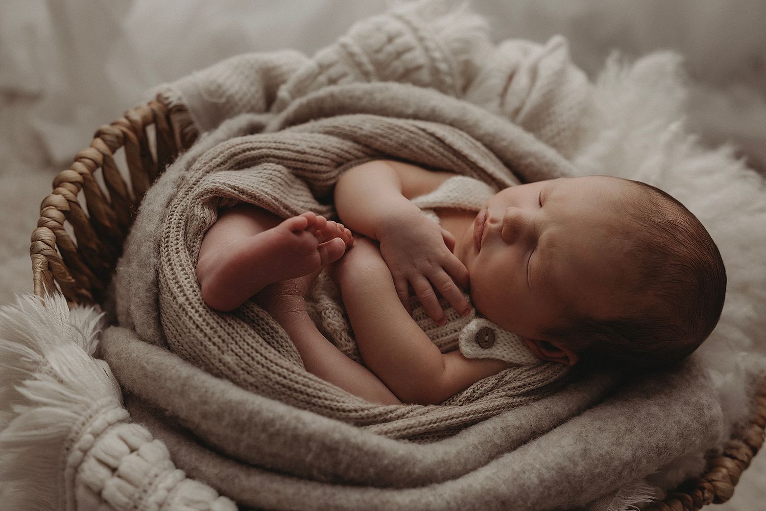 sleepy-baby-boy-during-geelong-newborn-photoshoot