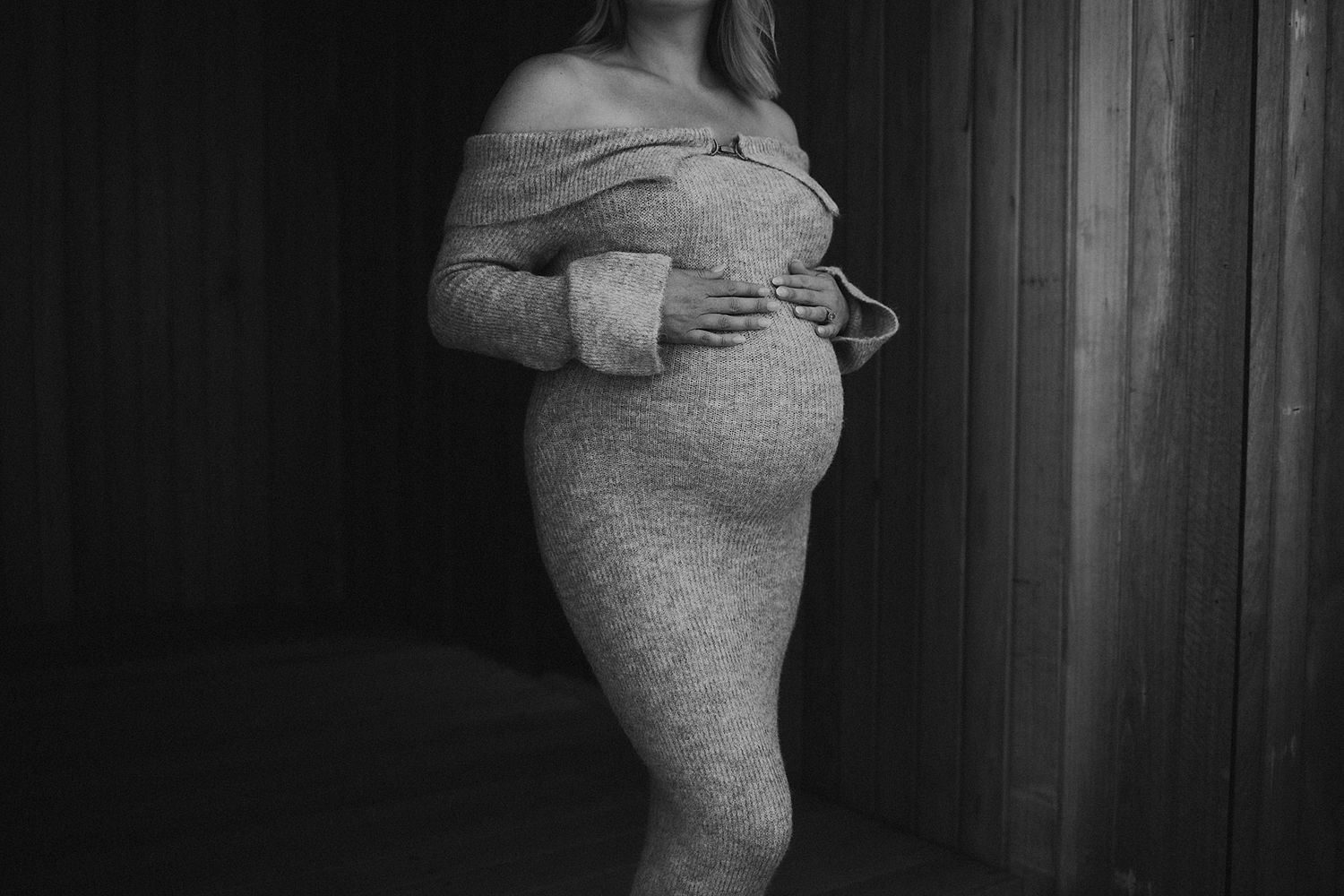 easy and calm maternity sessions with geelong photographer