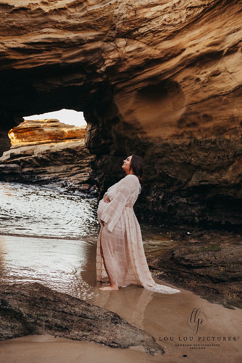 Geelong Maternity photographer, Geelong newborn photographer, newborn photographer Geelong, maternity photographer Geelong Armstrong creek
