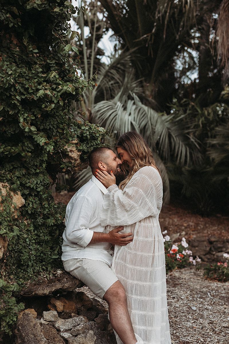 geelong maternity photographer, pregnancy shoot in  geelong botanical gardens
