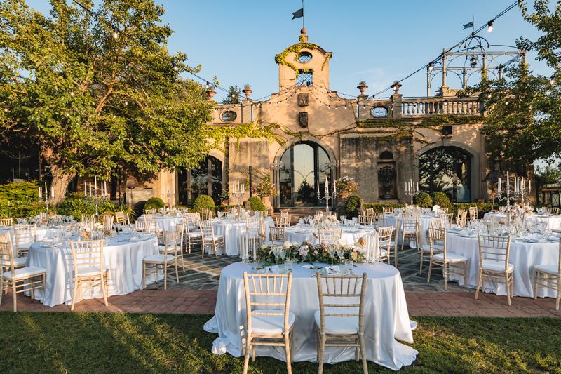 location-matrimonio-toscana-architettura-storica-reportage-reale-tenuta-corbinaia-villa-tavoli