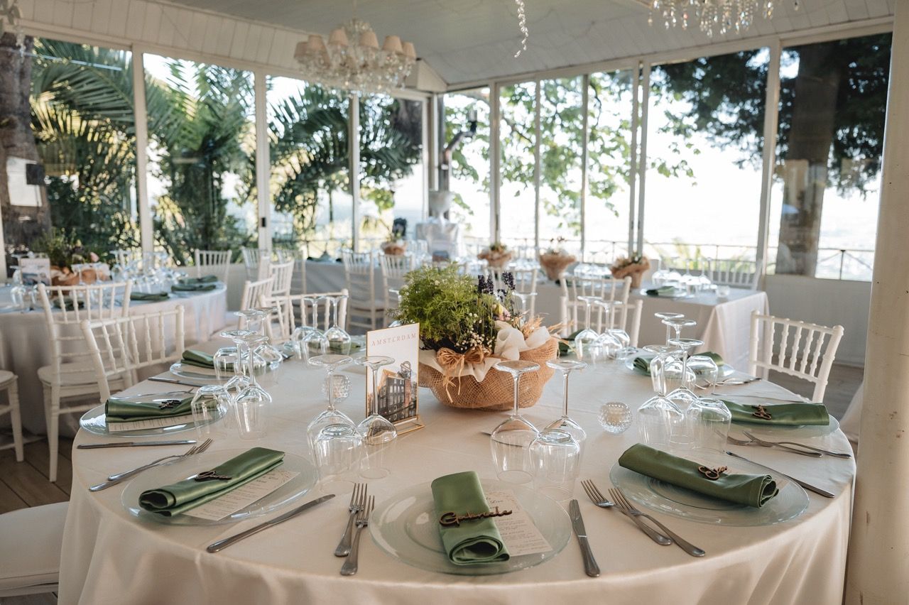 allestimento tavoli matrimonio borgo degli aranci con vista panoramica