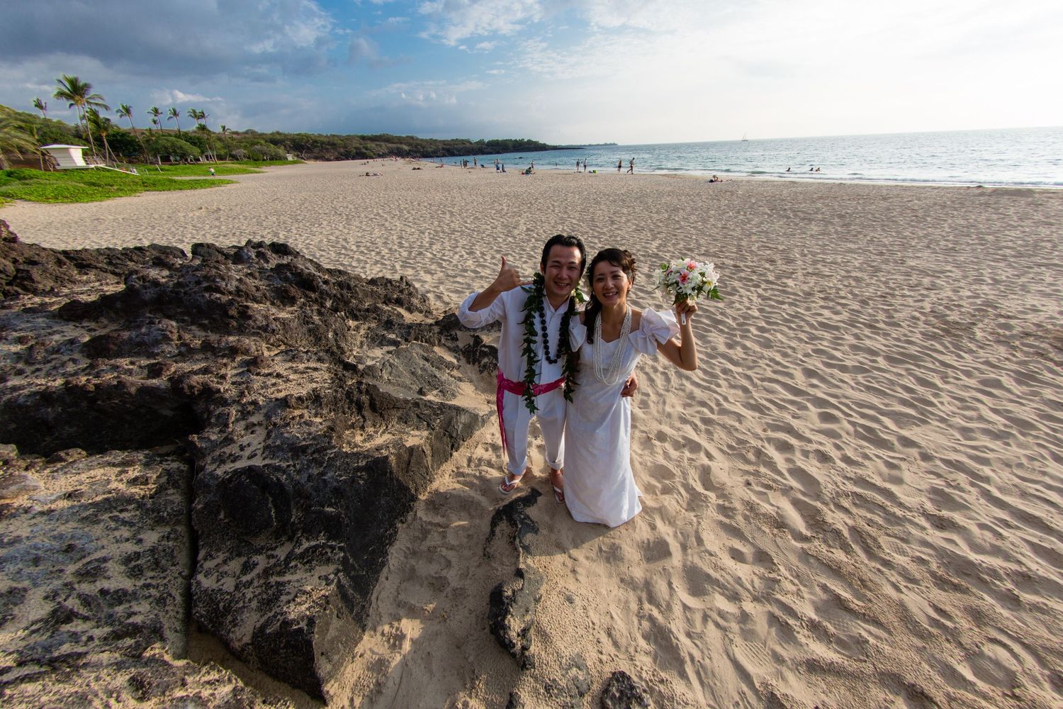 A rugged Hawaiian coastline in Kailua Kona, perfect for natural light photography sessions on the Big Island.