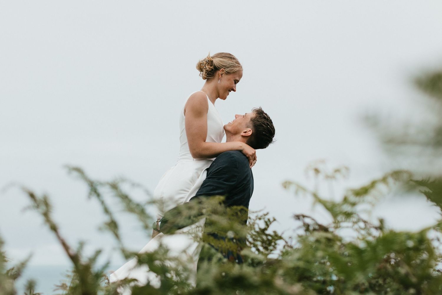 Llangenith beach wedding.