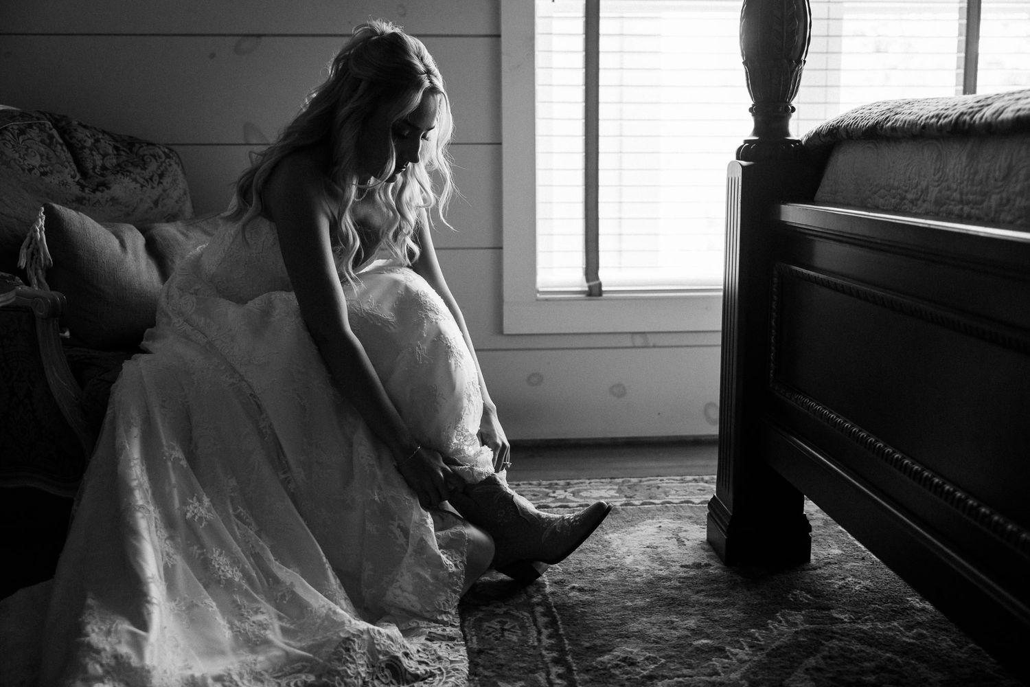 bride getting ready photo in atlanta georgia