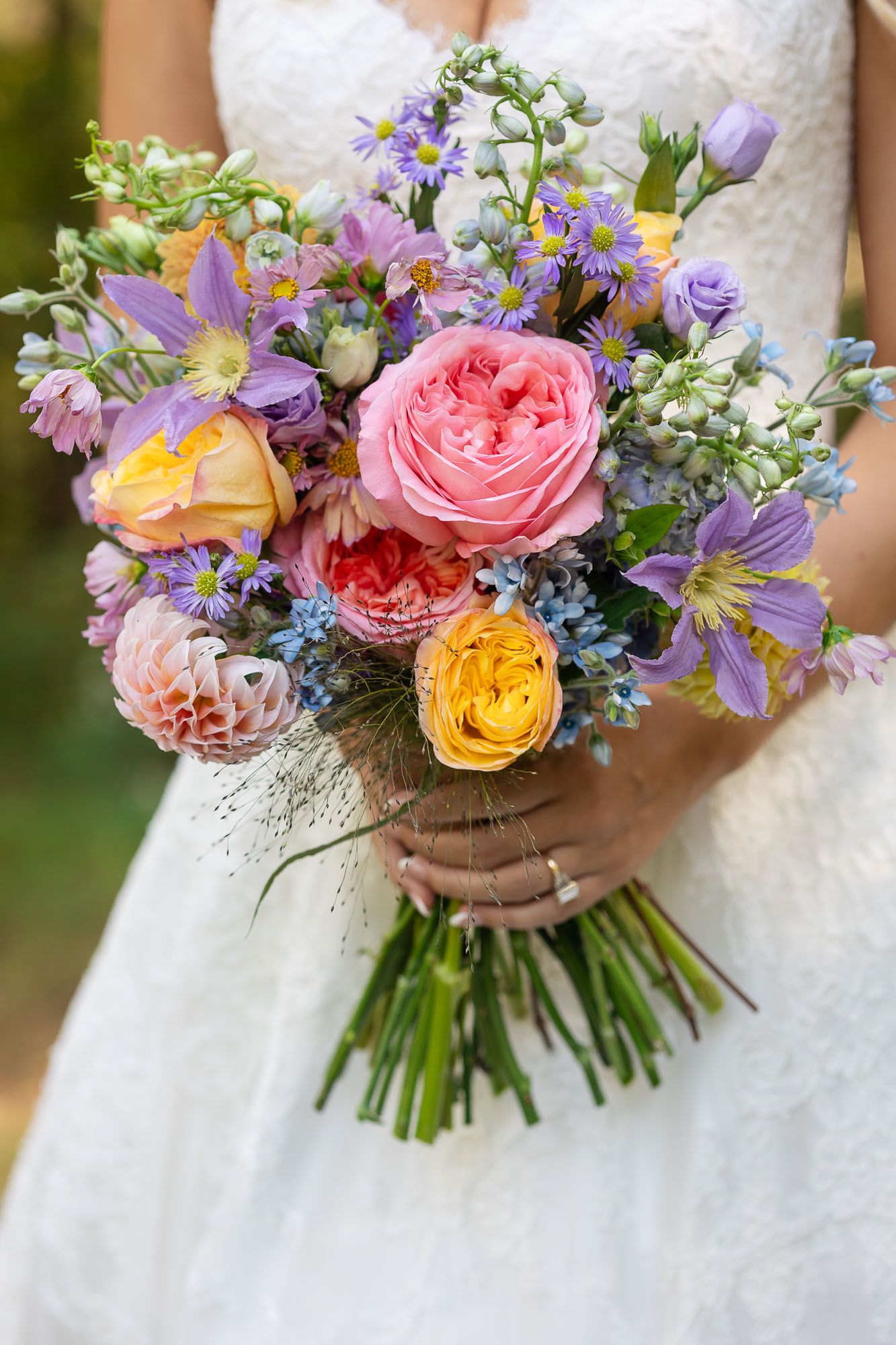 beautiful wedding bouquet details for a wedding in  savannah georgia