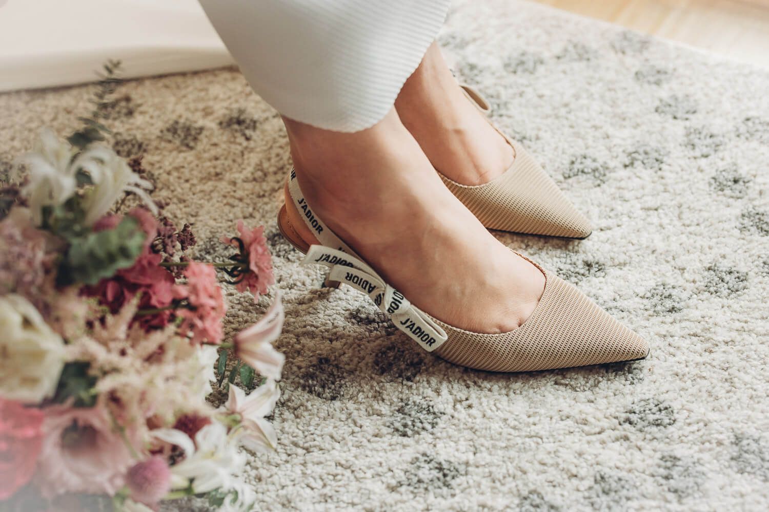 Elegante Brautschuhe als Detailaufnahme bei einer Hochzeit in Pattensen