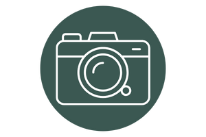 Camera icon representing professional studio photography services by Denver maternity photographer.