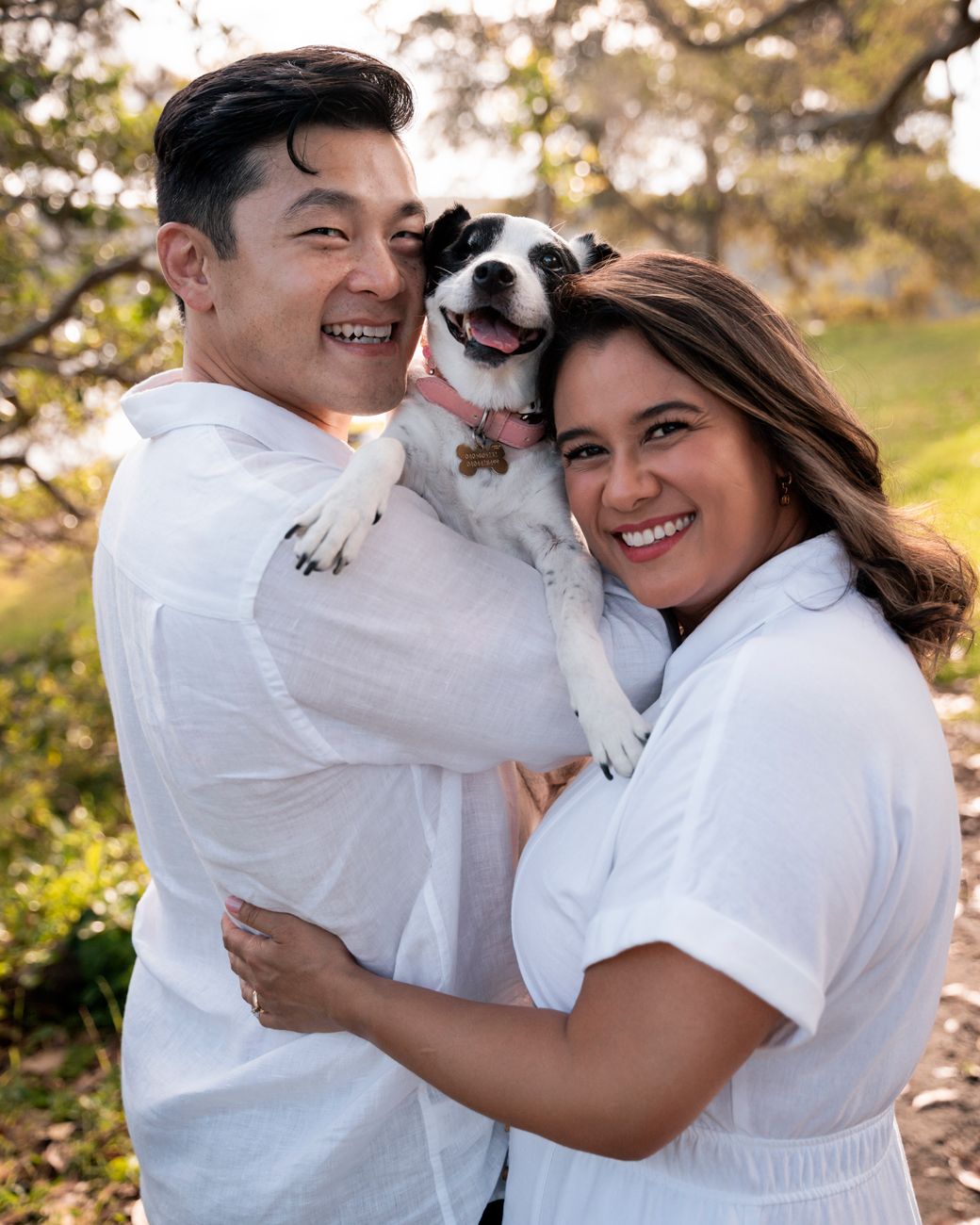 couples photoshoot in Sydney with a dog in a park