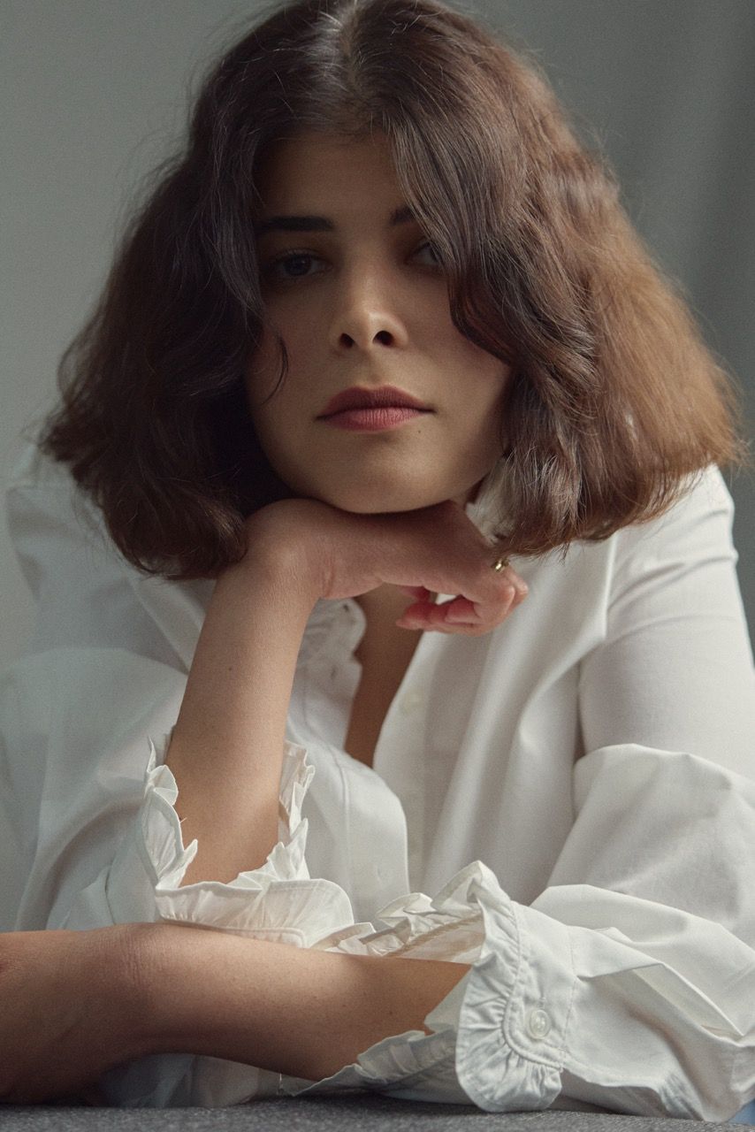 Studio portrait photography by Berlin-based wedding and lifestyle photographer Eric-Anthony Johnson.